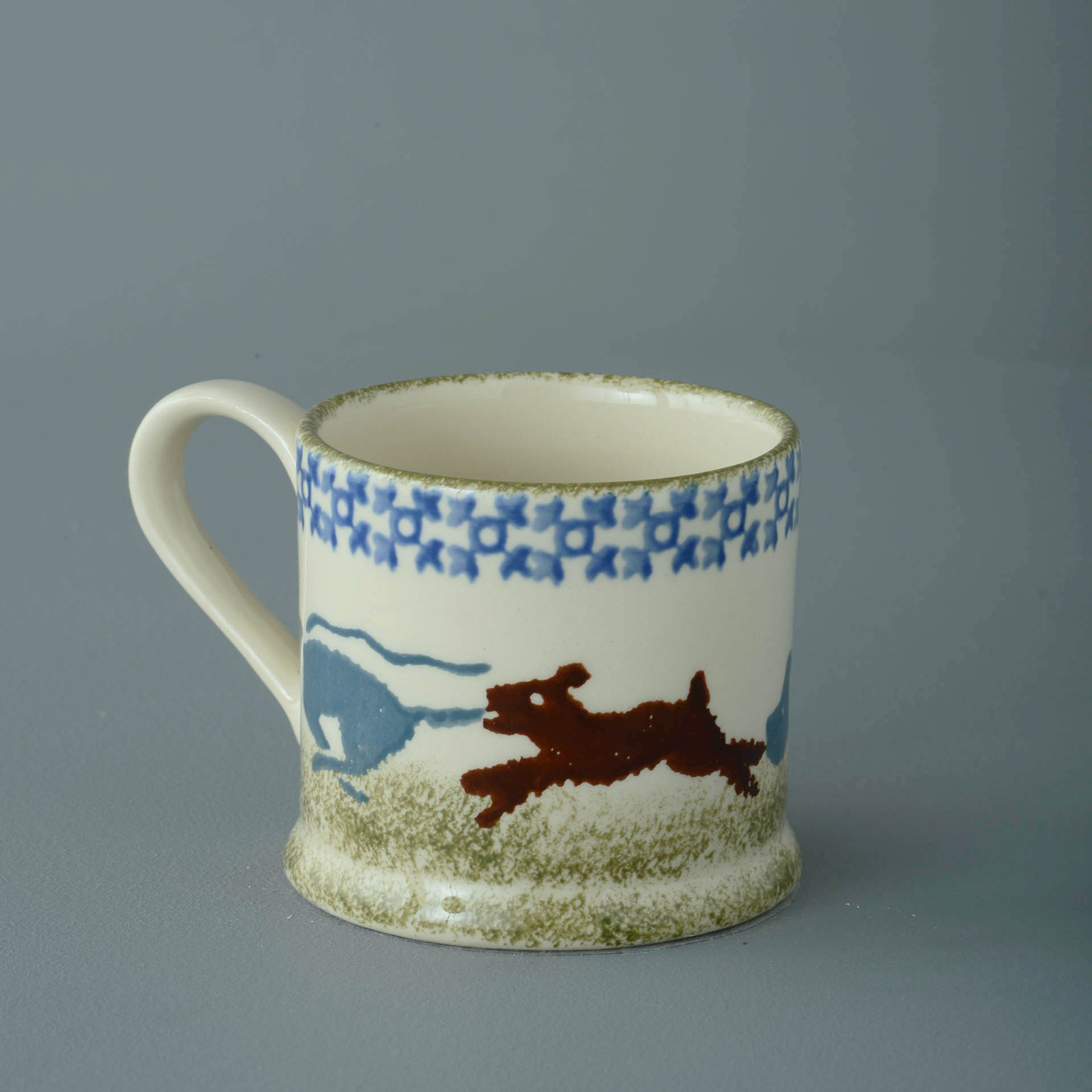 Dog Scottie Chasing Mug Small