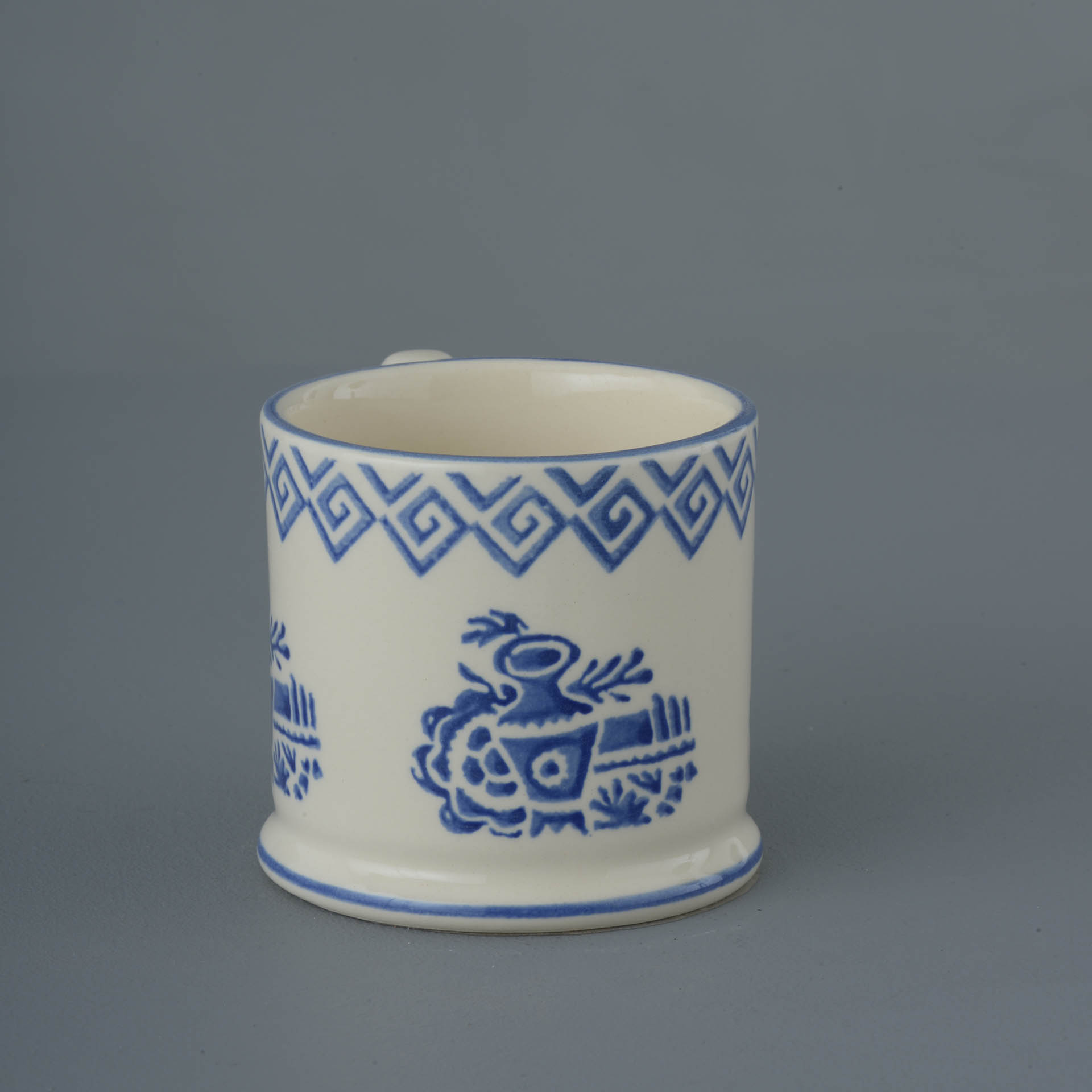 Grecian Urn Mug Small
