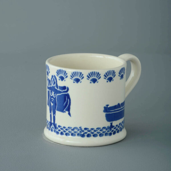 Lady in the bath Mug Small