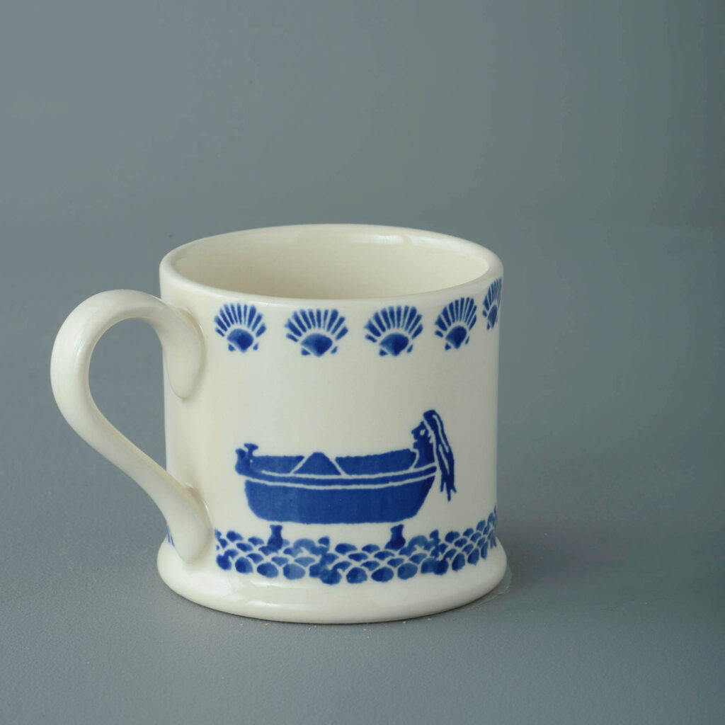 Lady in the bath Mug Small