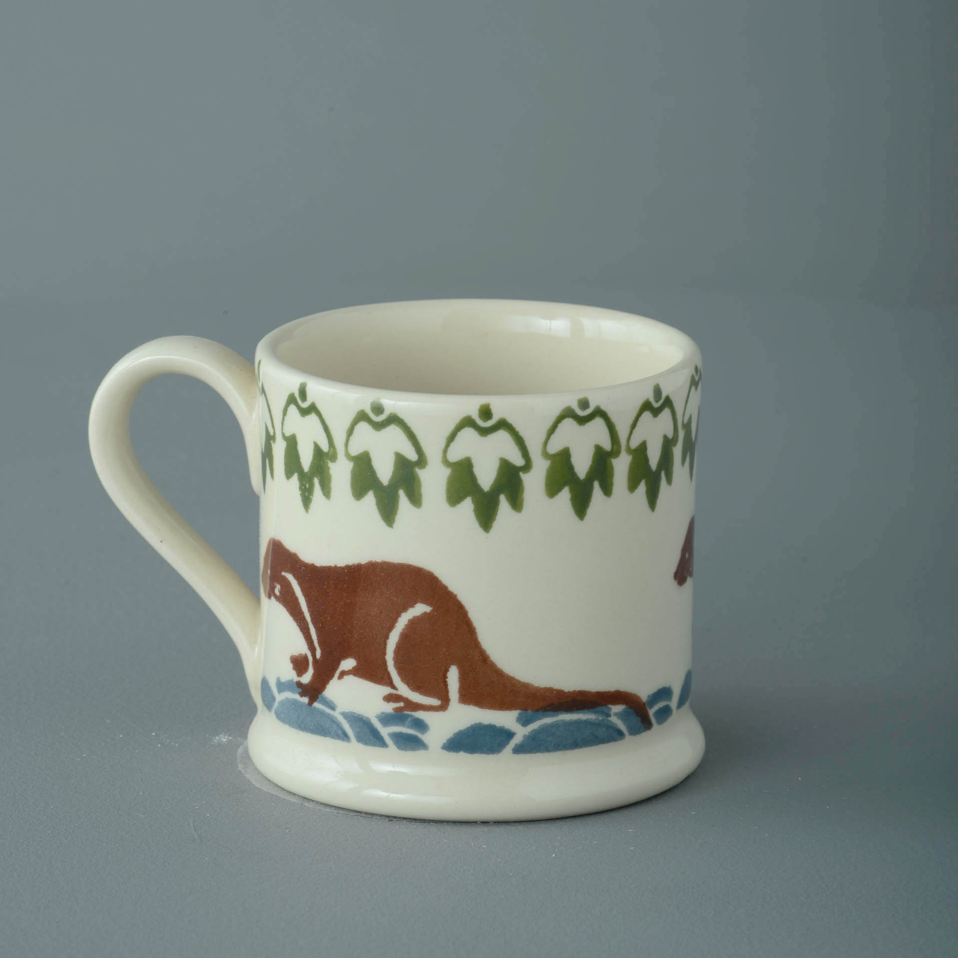 Otter Mug Small