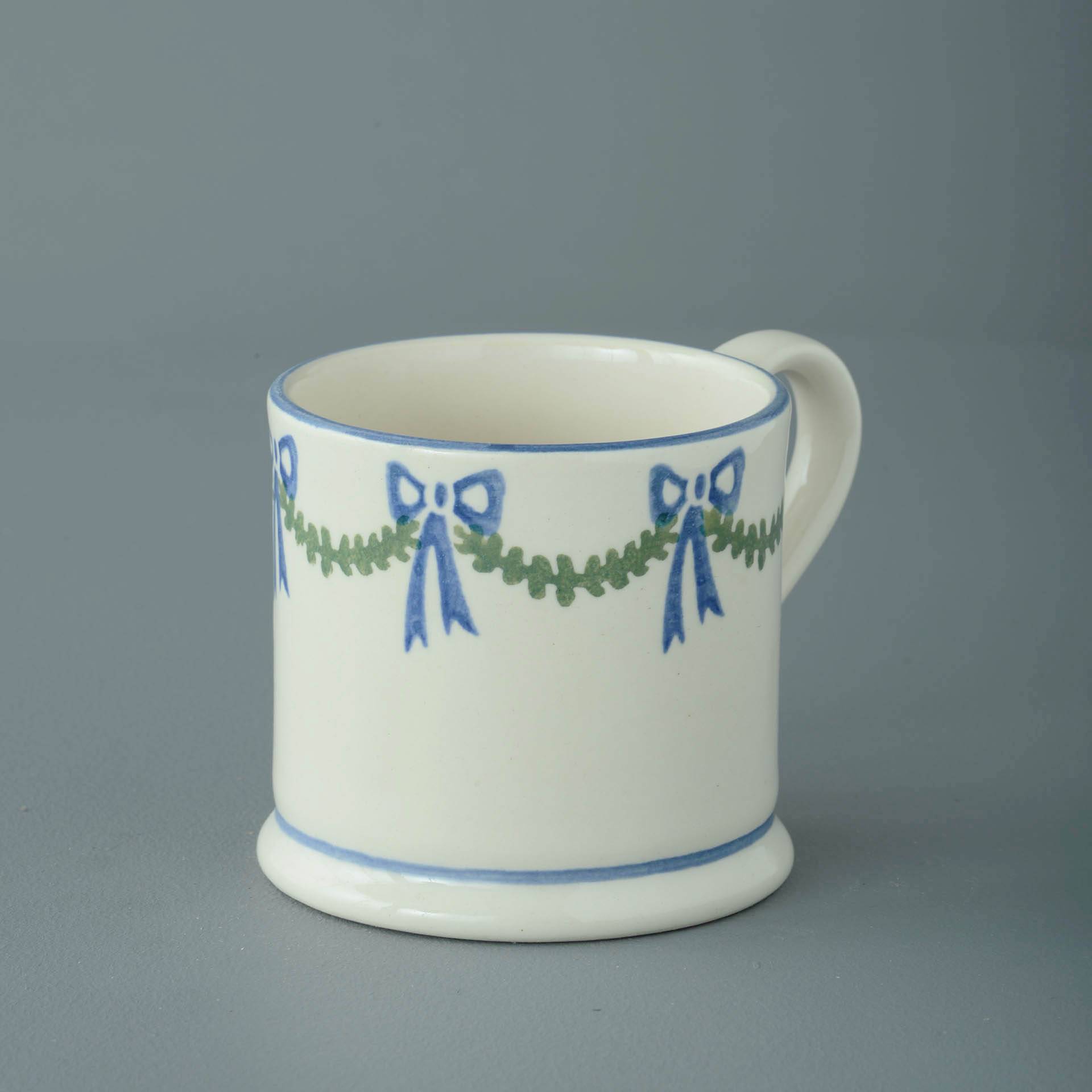 Swags and Bows Mug Small