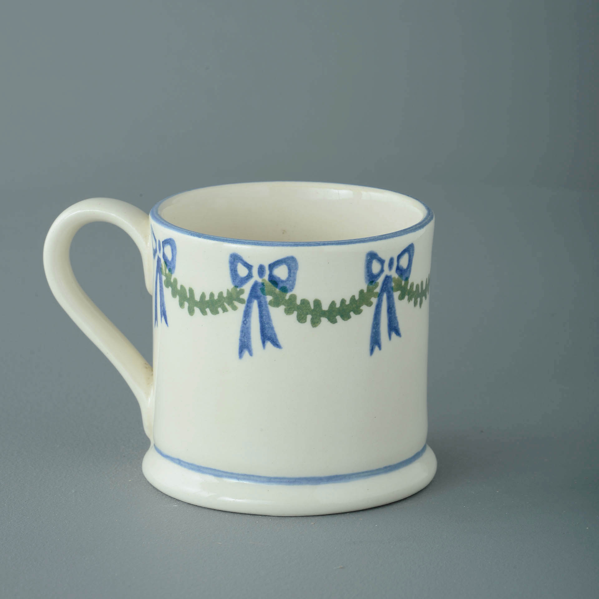 Swags and Bows Mug Small