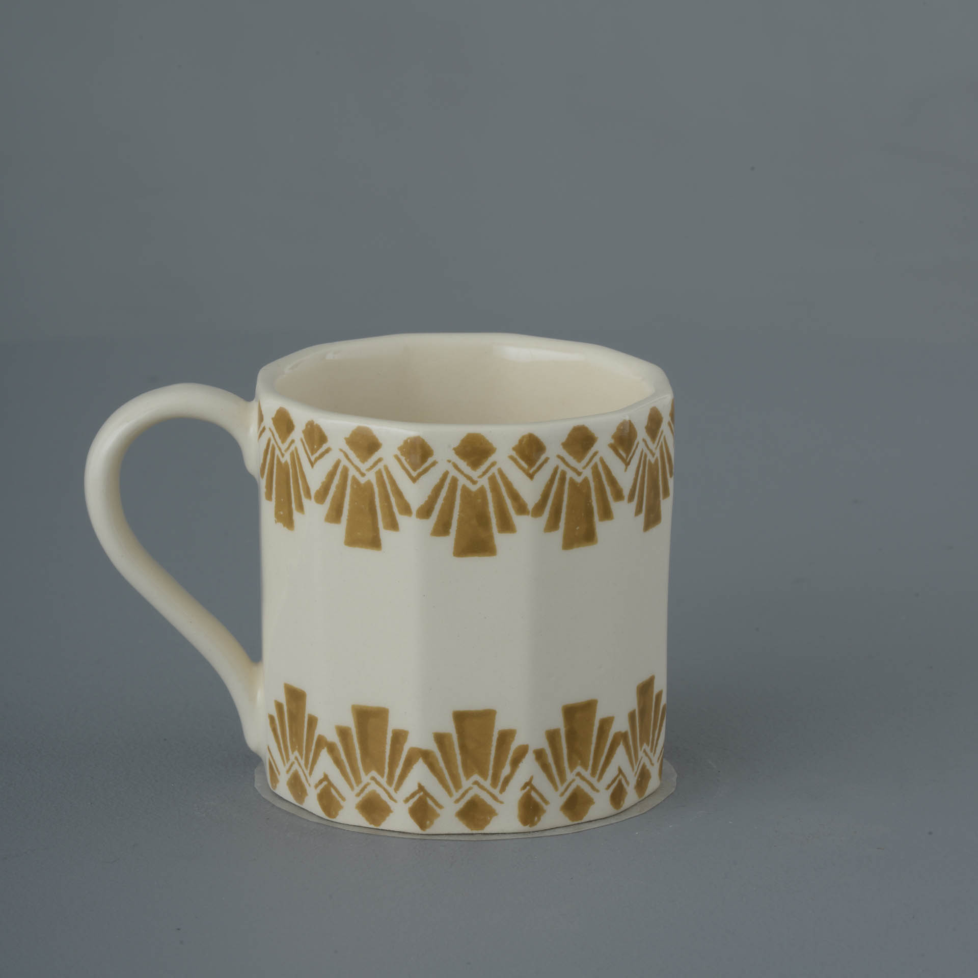 Deco Odeon Sand Dufort Mug