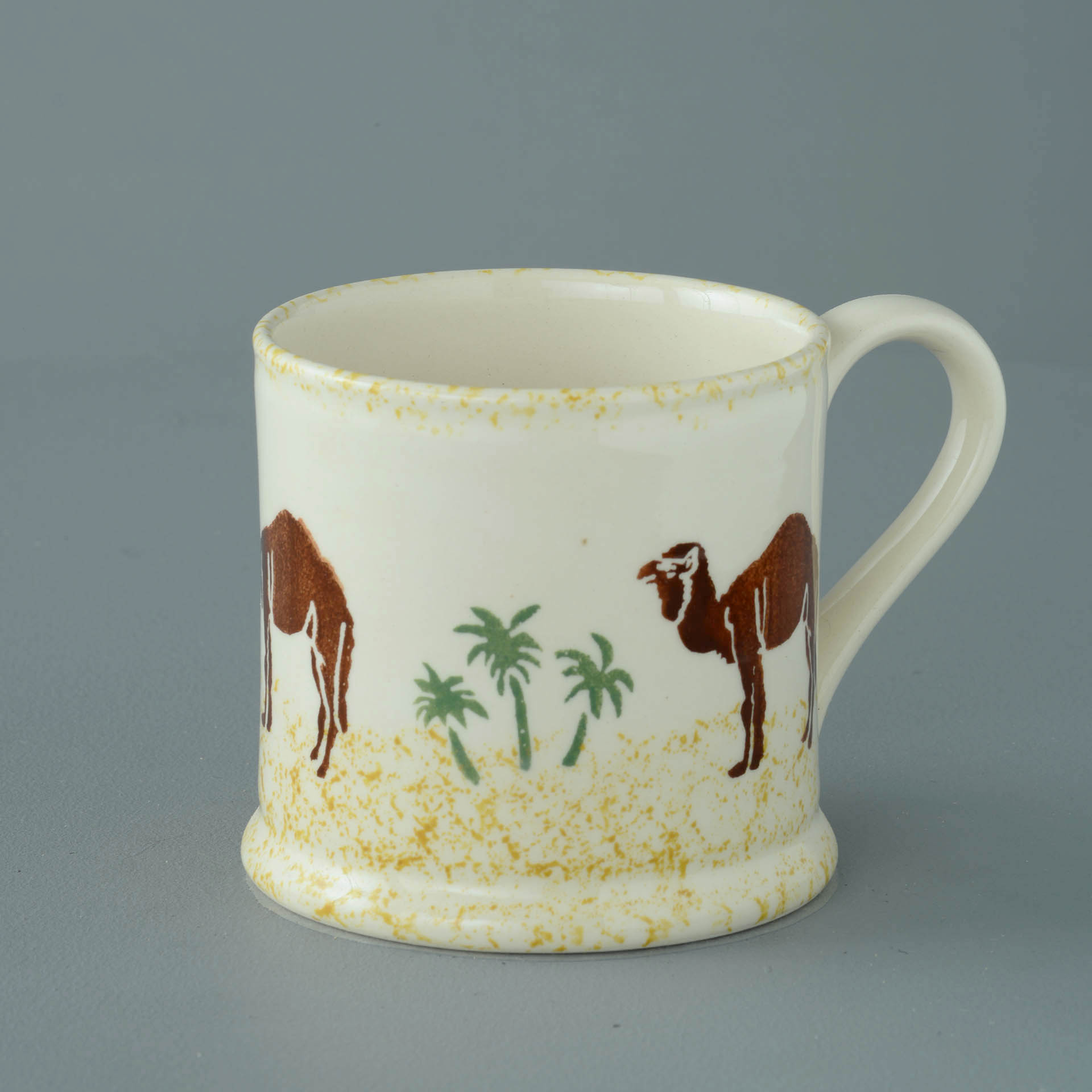 Camel Mug Large