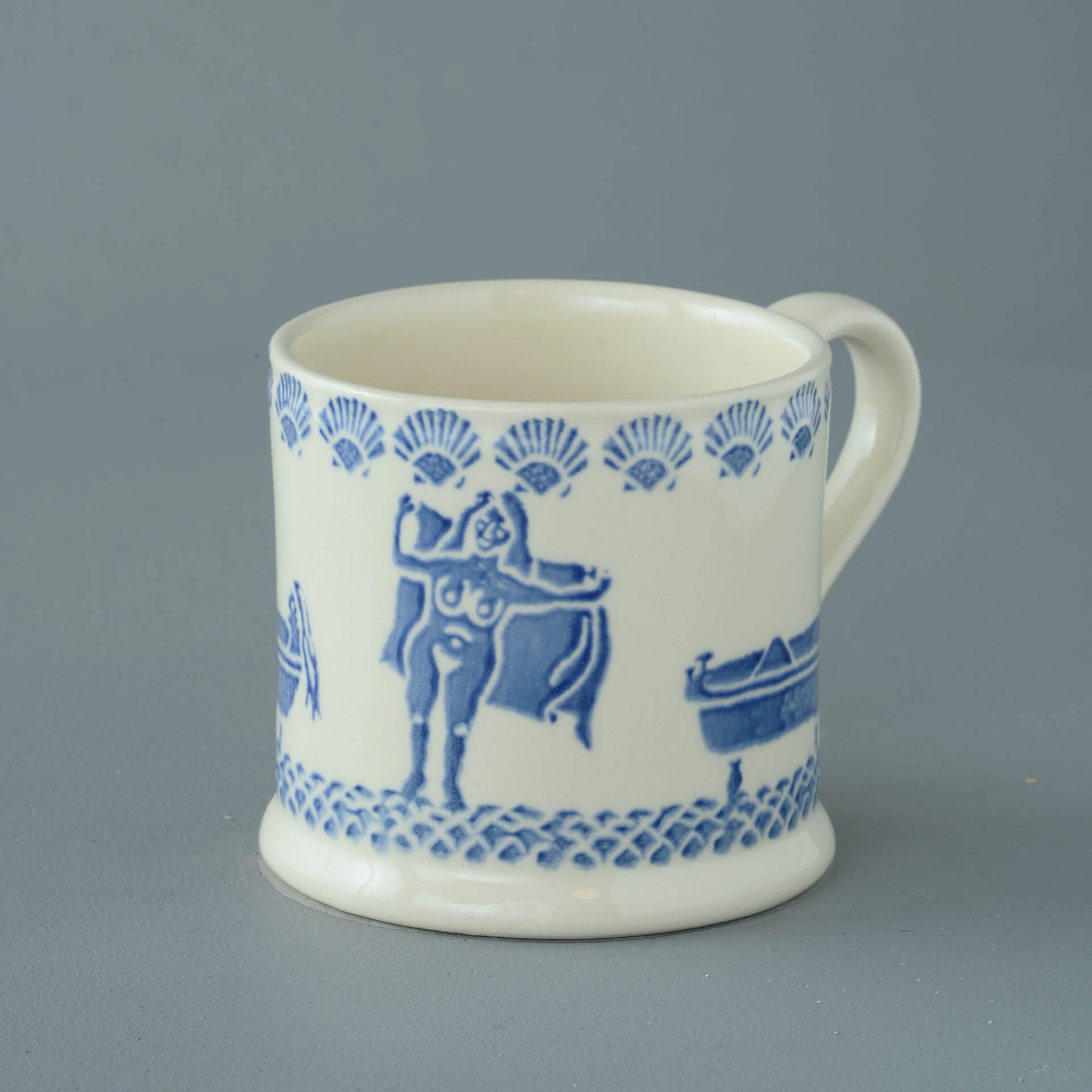 Lady in the bath Mug Large