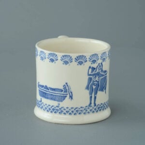 Lady in the bath Mug Large