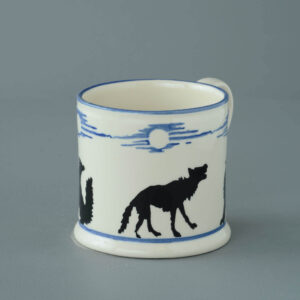 Wolves Howling Mug Large