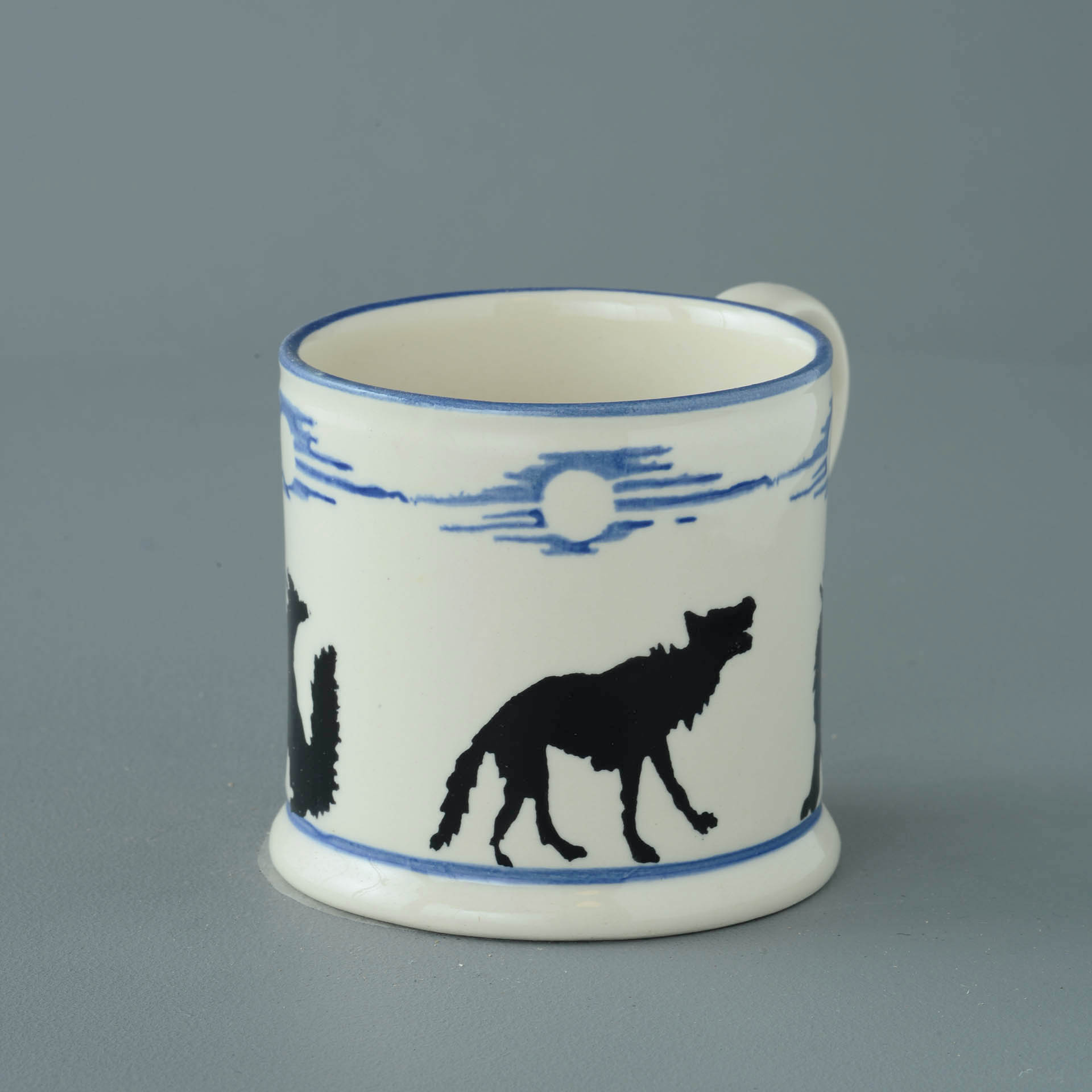 Wolves Howling Mug Large