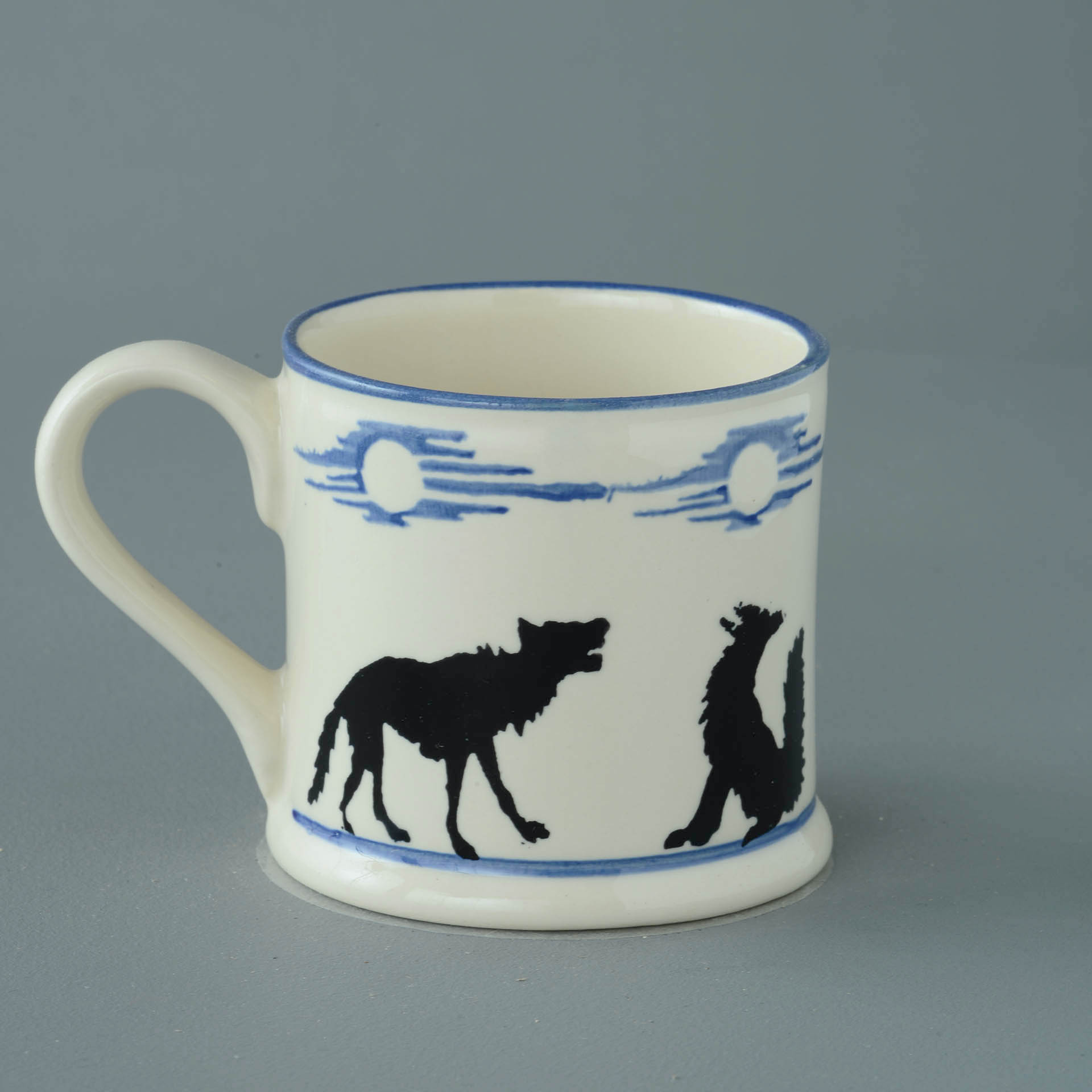 Wolves Howling Mug Large