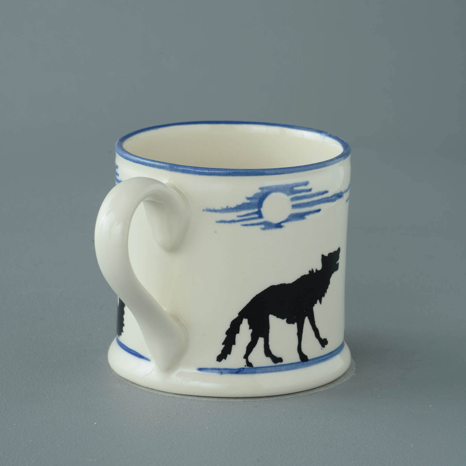 Wolves Howling Mug Large