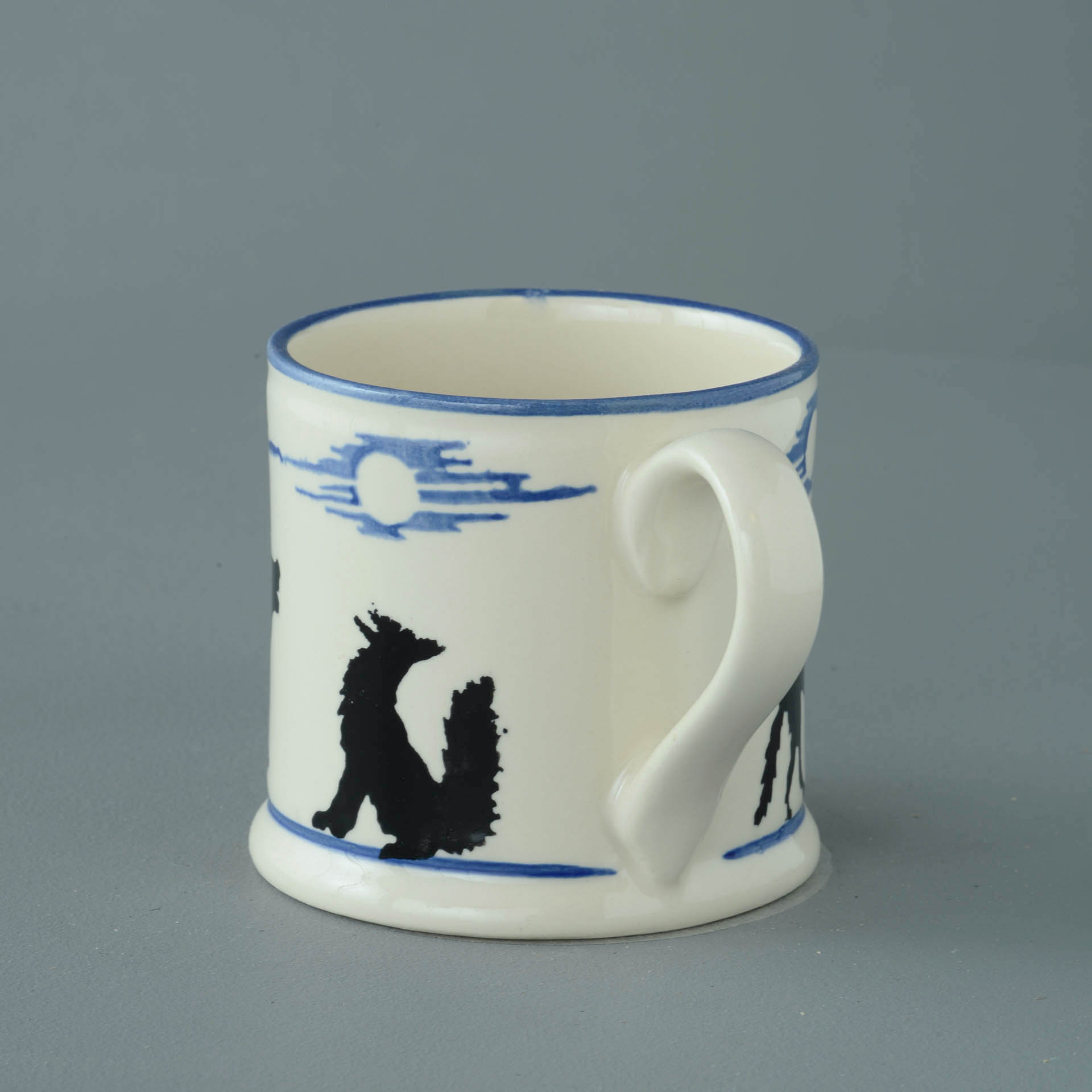 Wolves Howling Mug Large