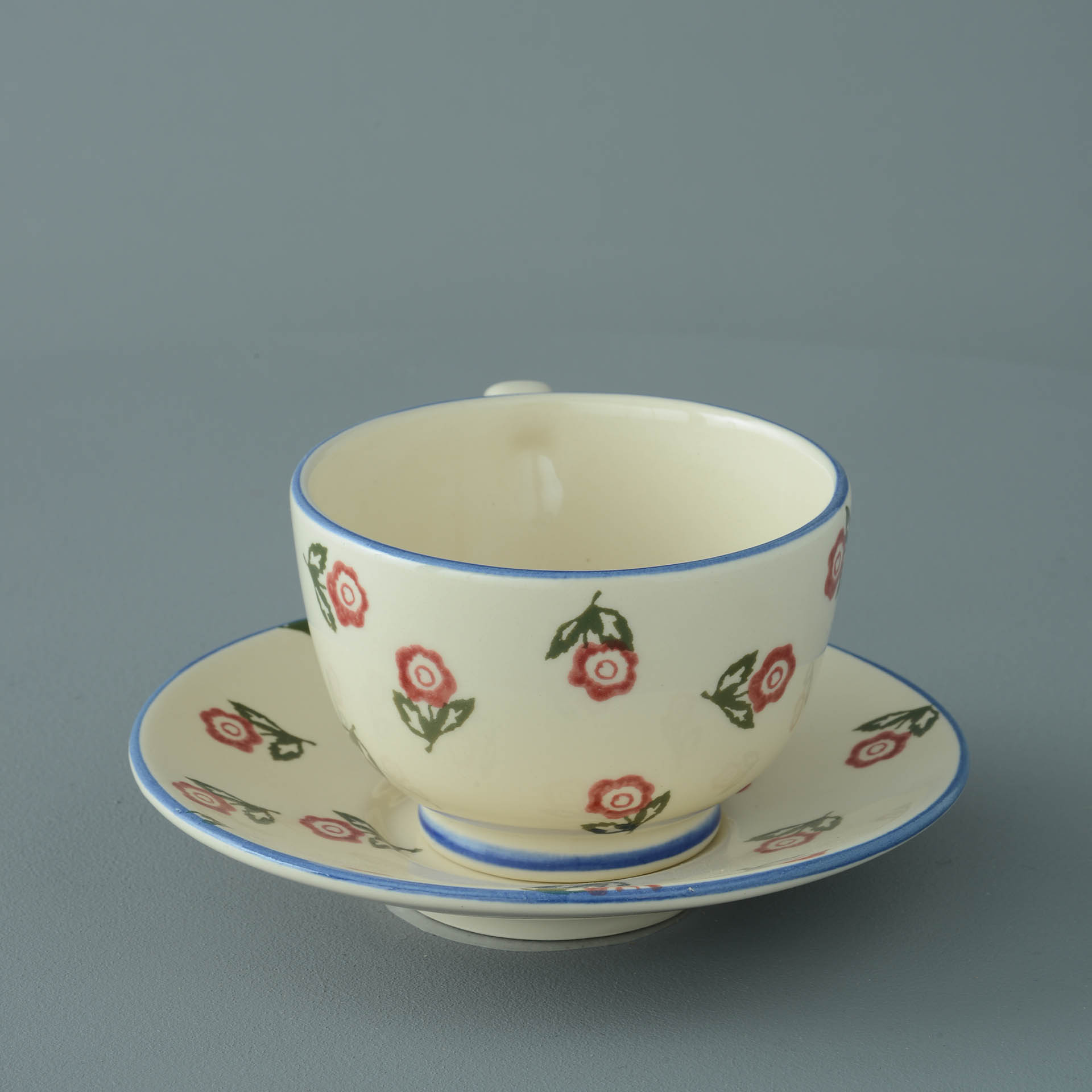 Scattered Rose Cup & Saucer - Breakfast Size