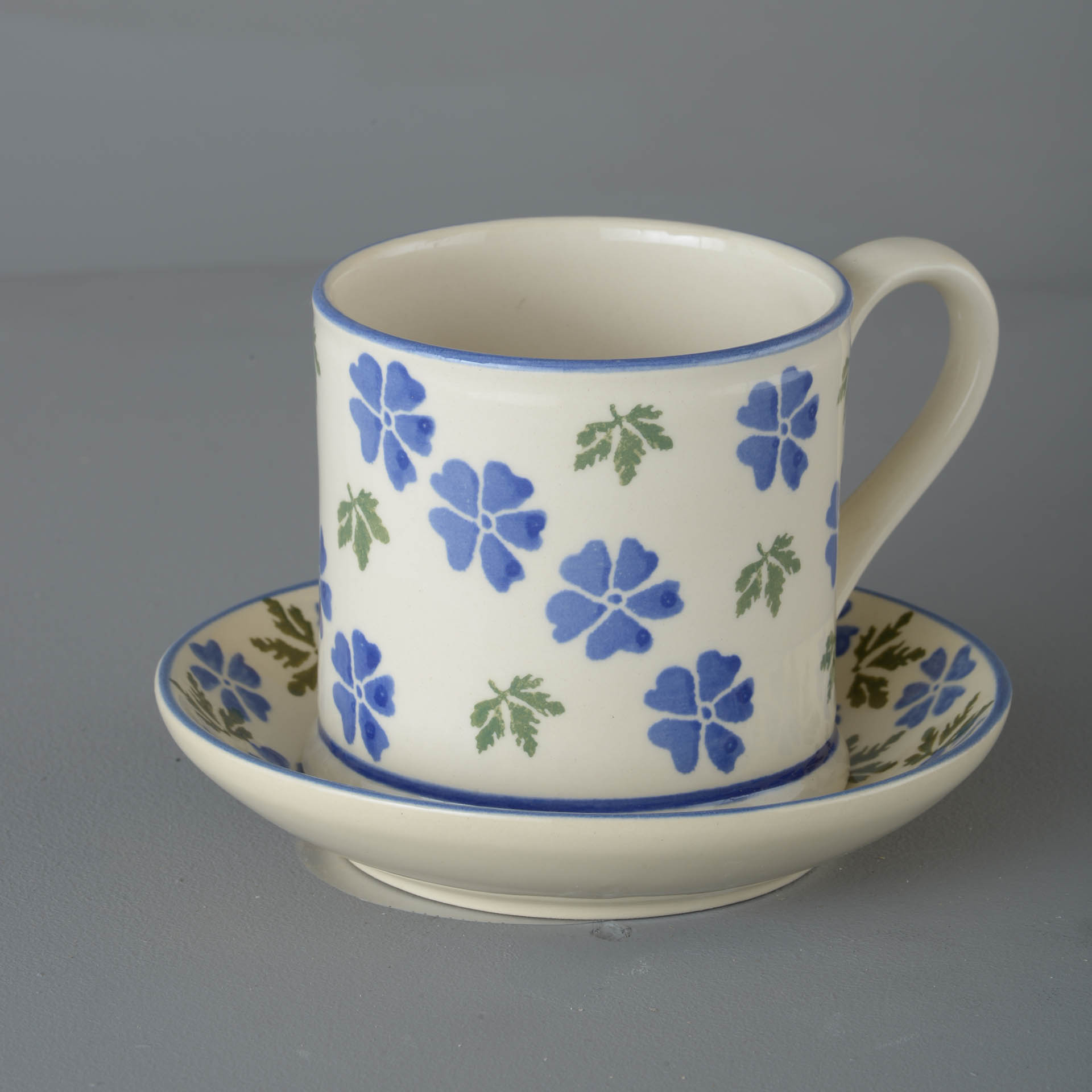 Geranium Snack Saucer & Mug - Large