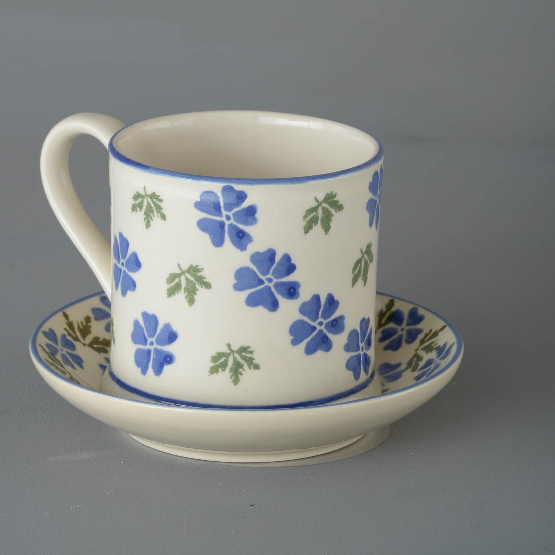 Geranium Snack Saucer & Mug - Large