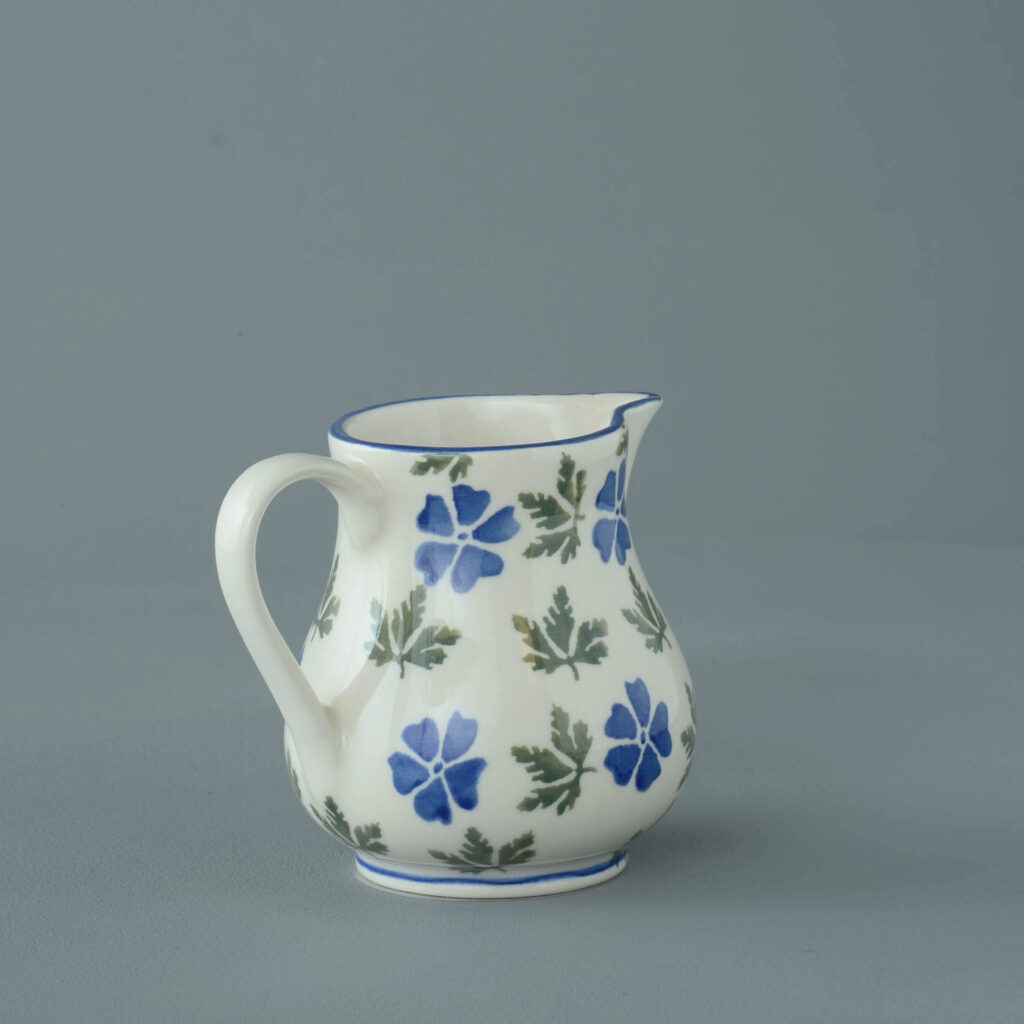 Geranium Jug - Tiny