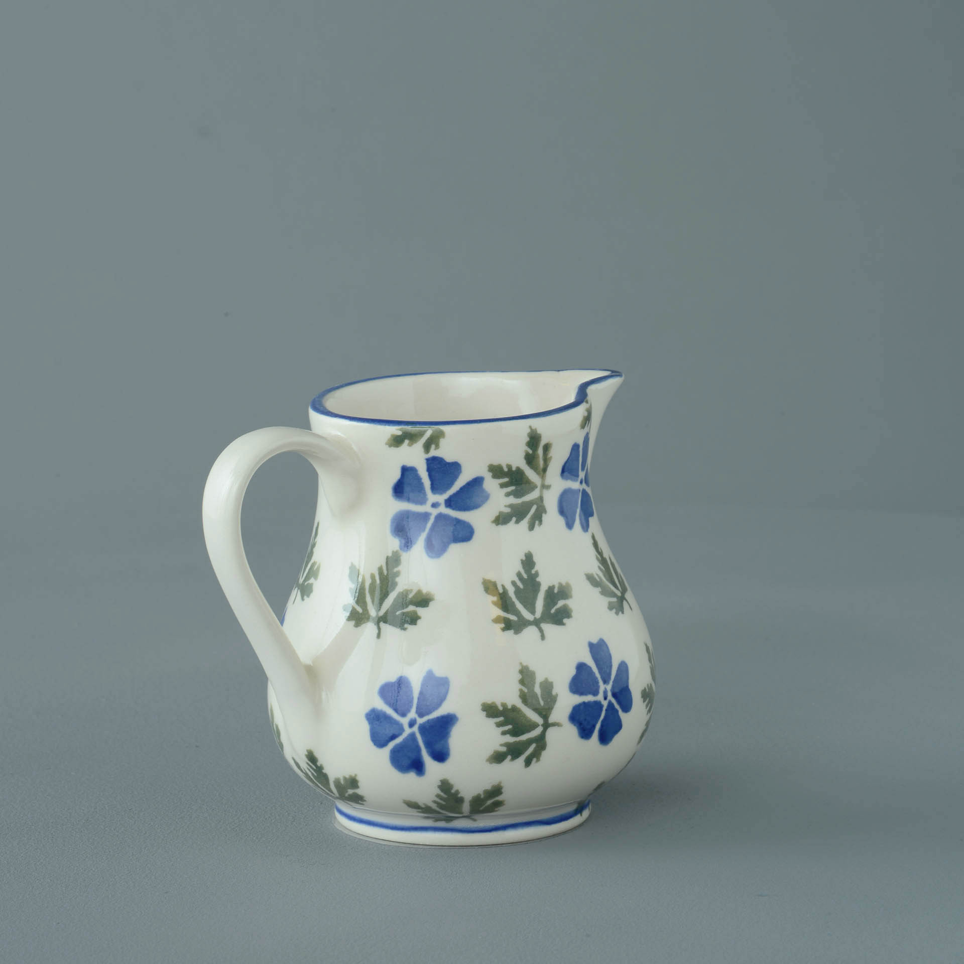 Geranium Jug - Tiny
