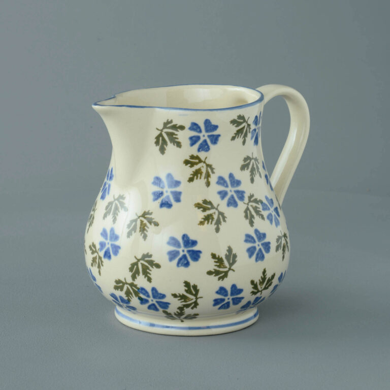 Geranium Jug – Milk