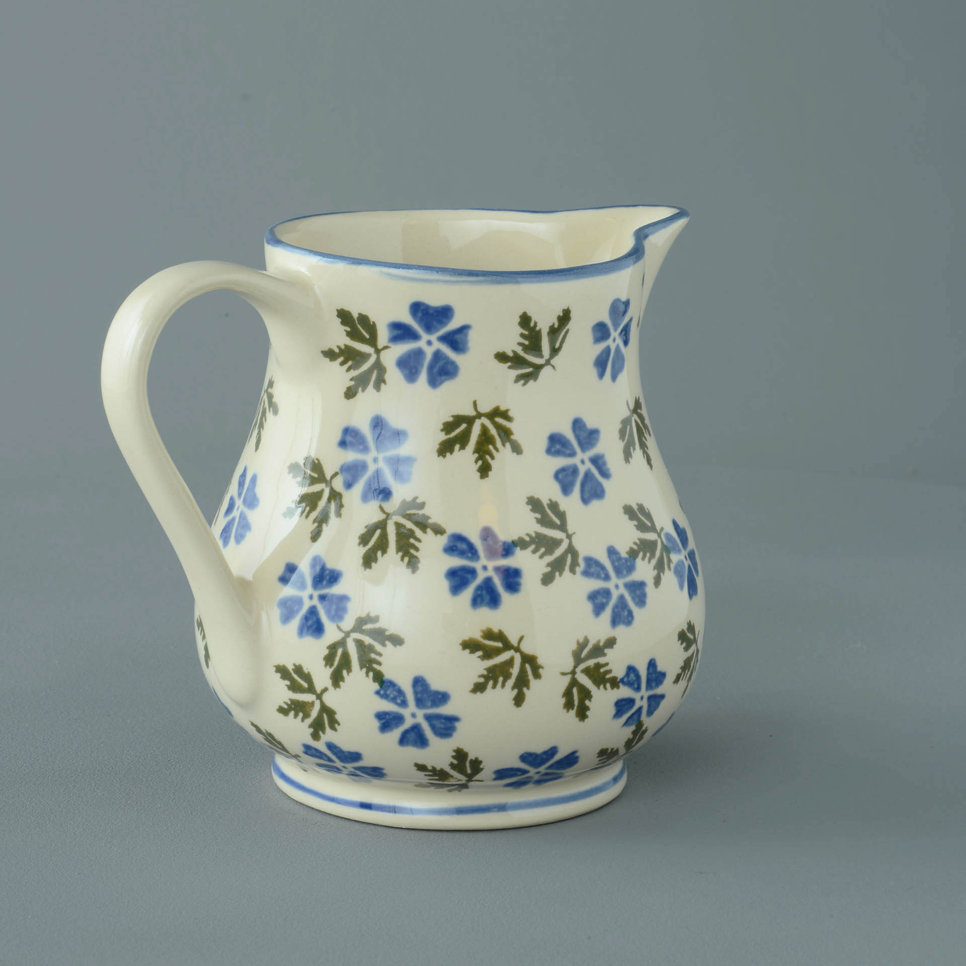 Geranium Jug - Milk