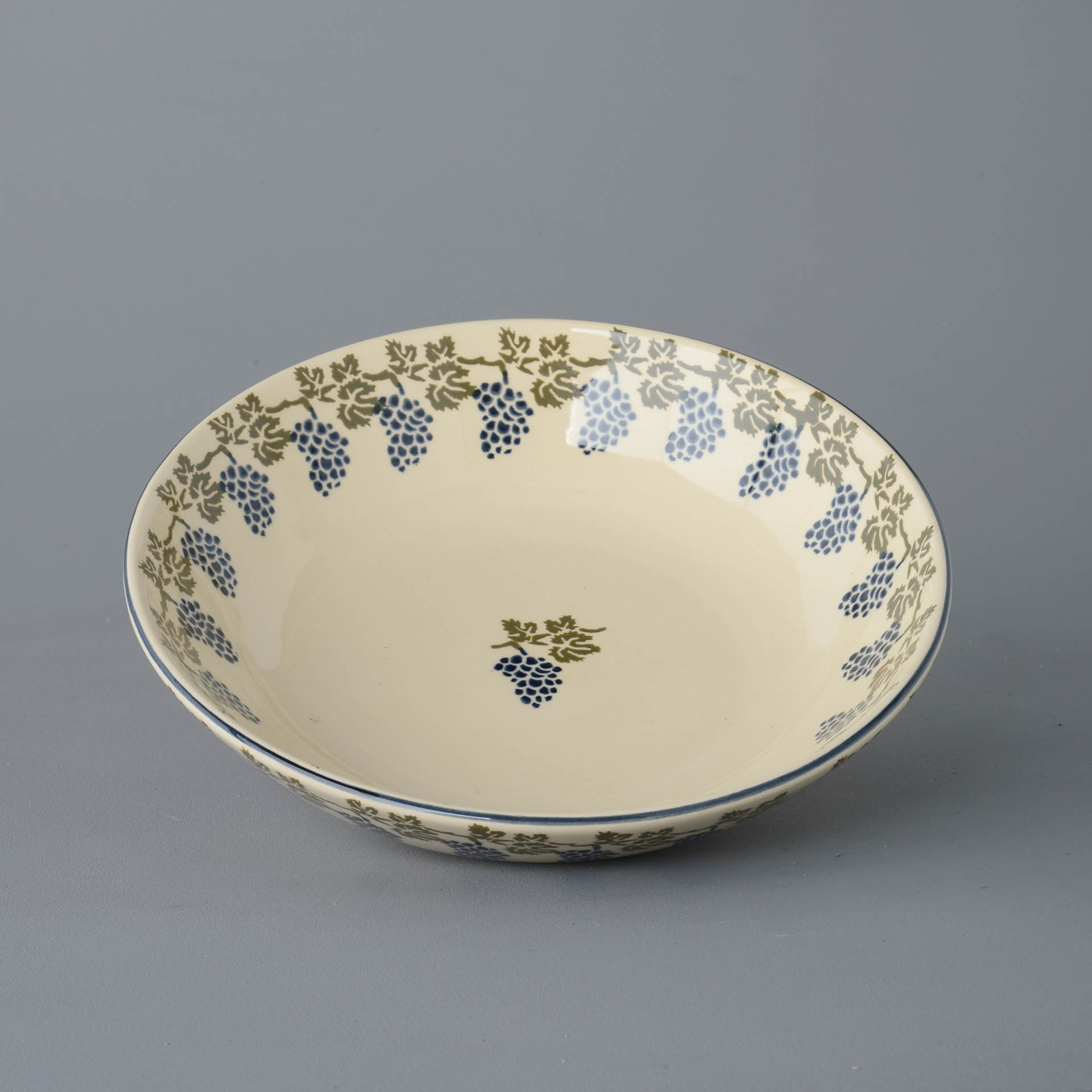 Grapes And Vine Serving Dish Round