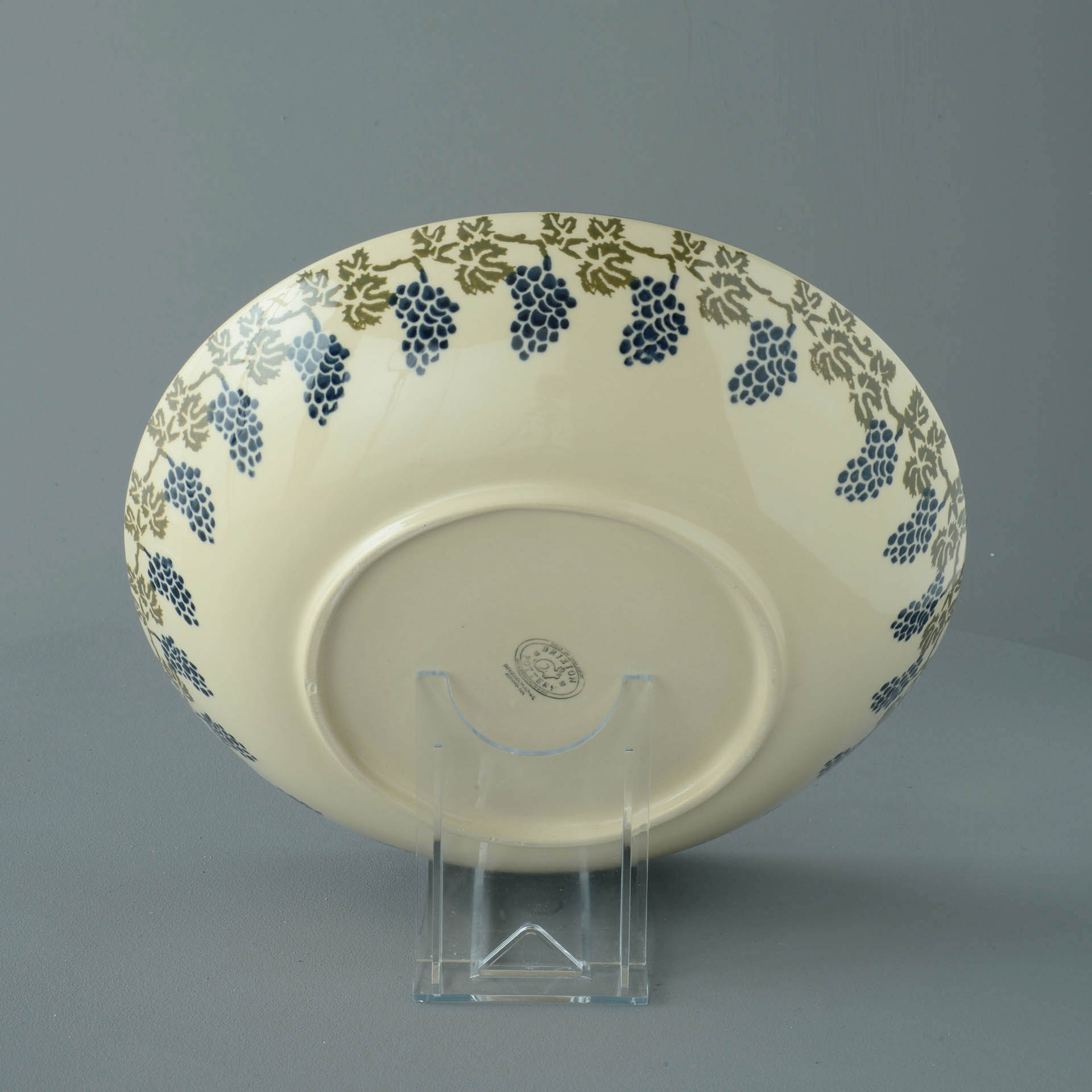 Grapes And Vine Serving Dish Round