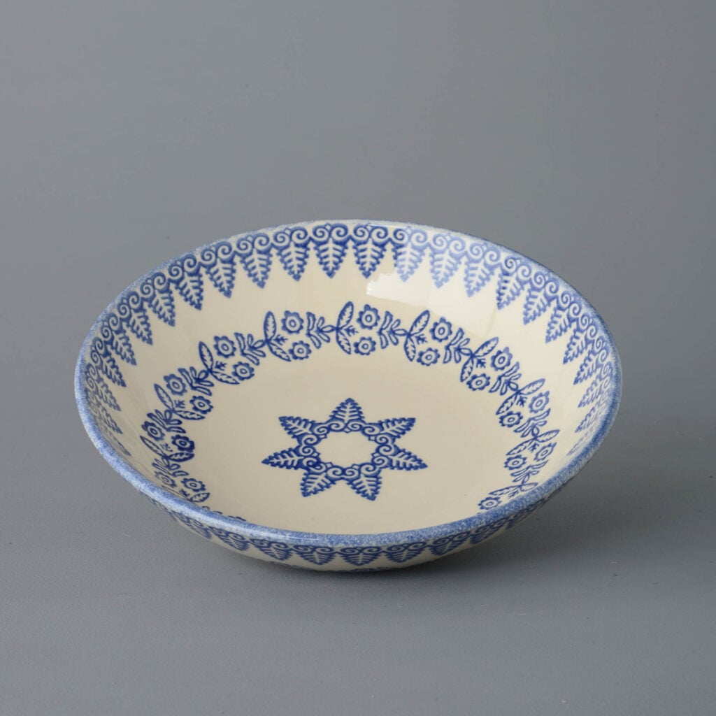 Lacey Blue Serving Dish Round