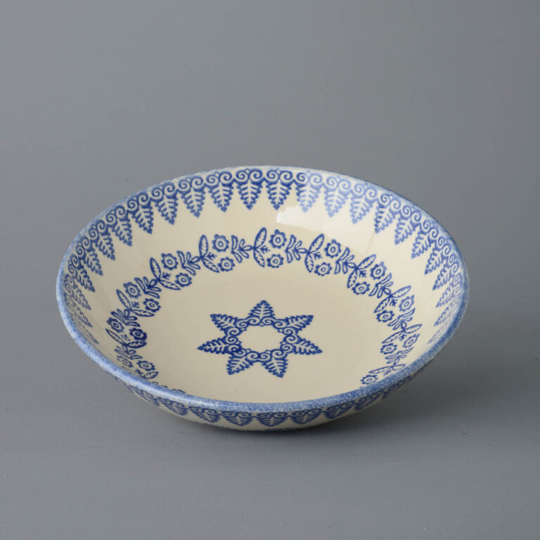 Lacey Blue Serving Dish Round