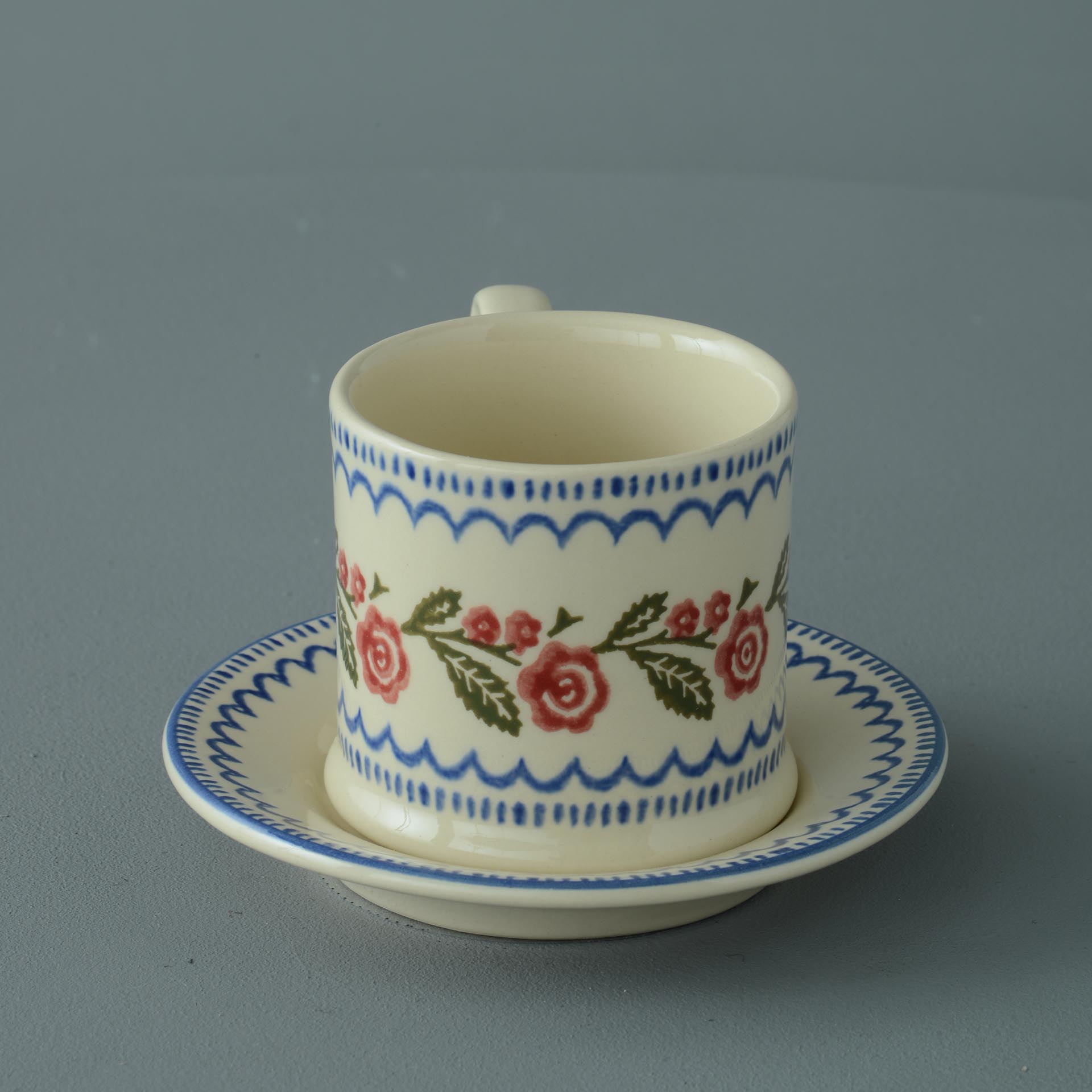 Creeping Briar Saucer - Small