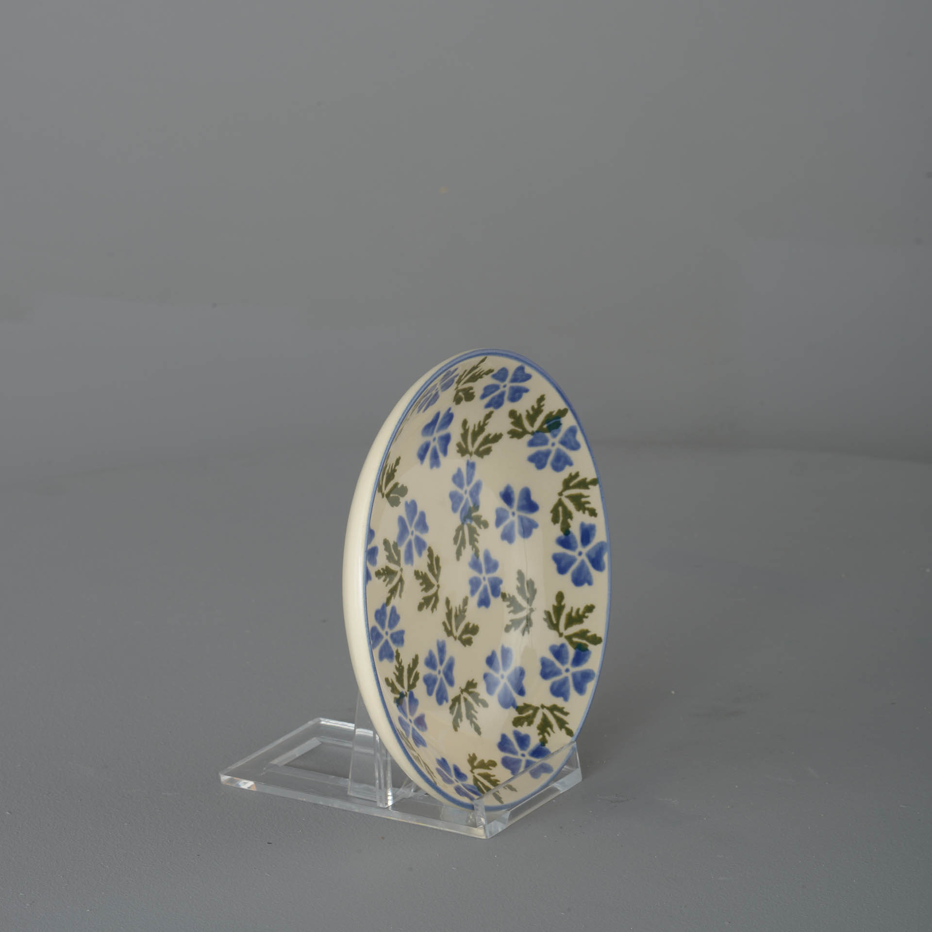 Geranium Saucer for large mug or snacks