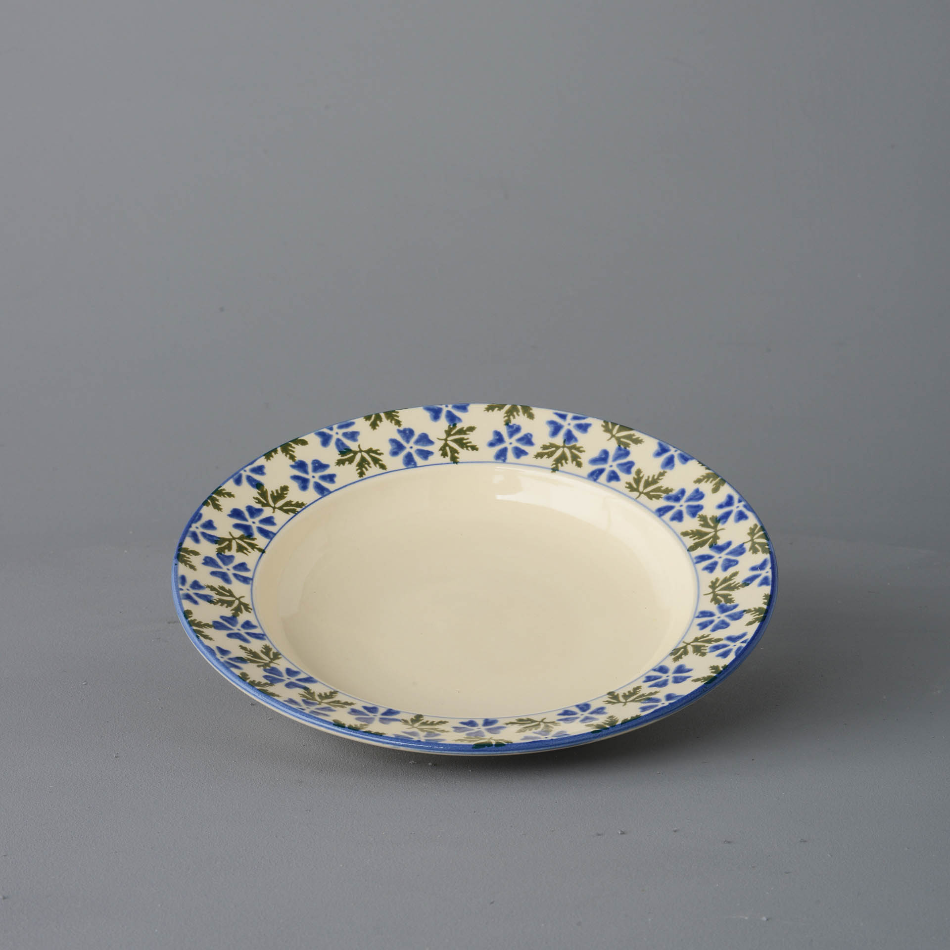 Geranium Soup Plate