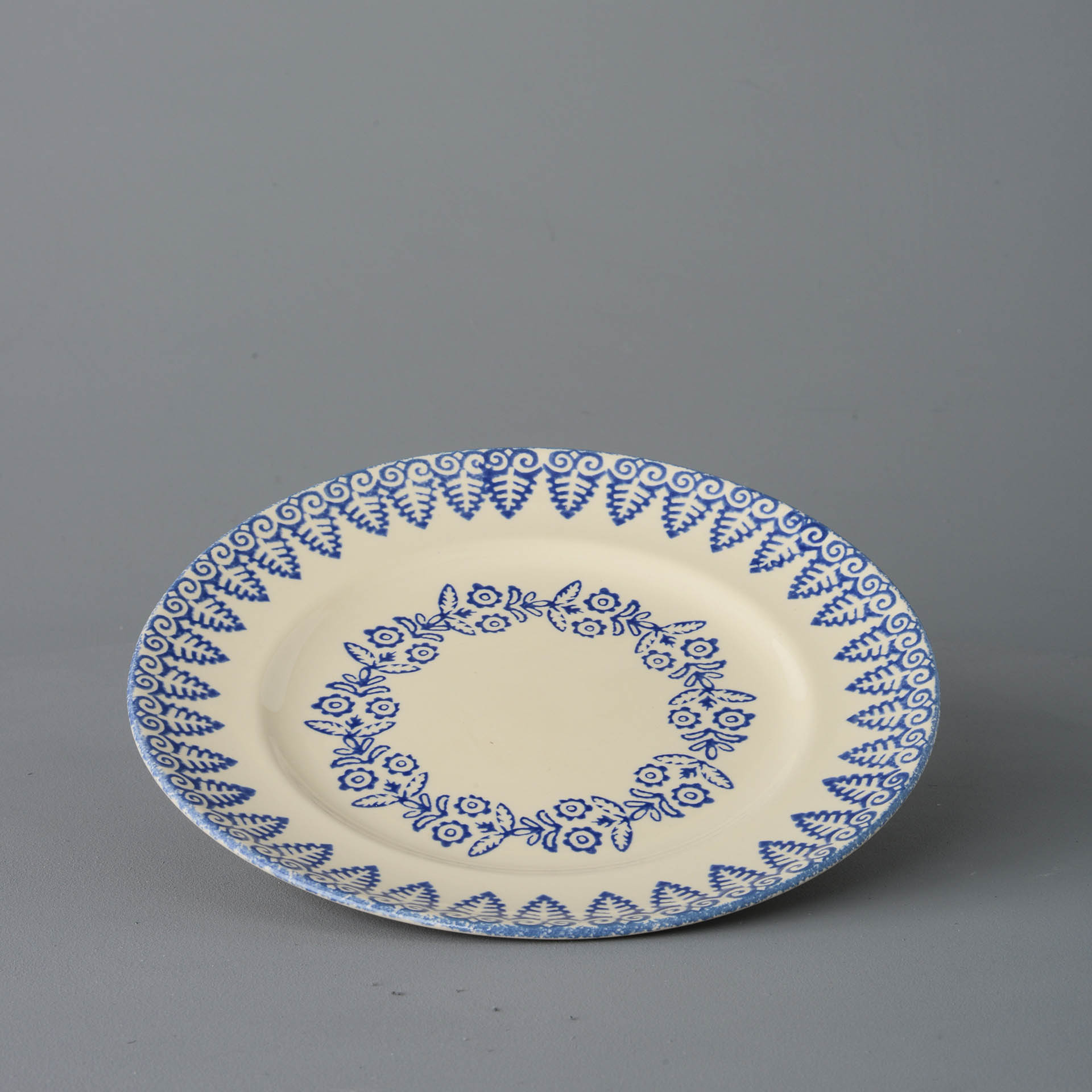 Lacey Blue Plate - Dinner Size