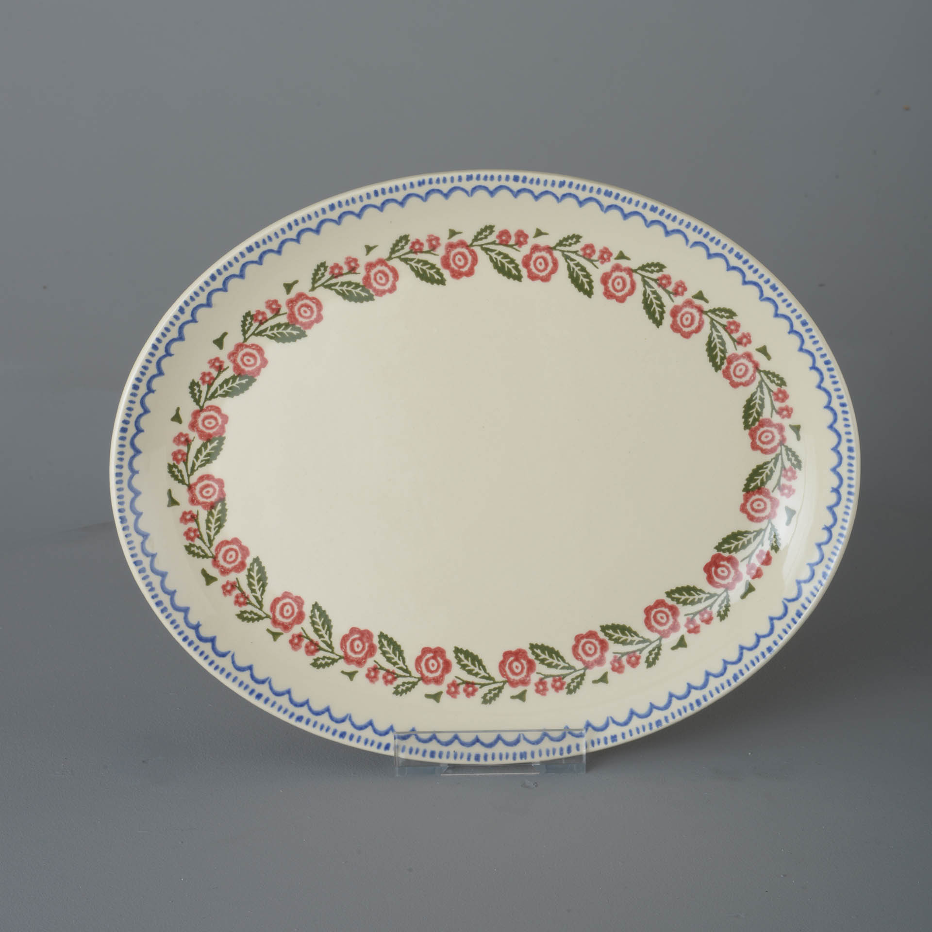 Creeping Briar Oval Plate - Large