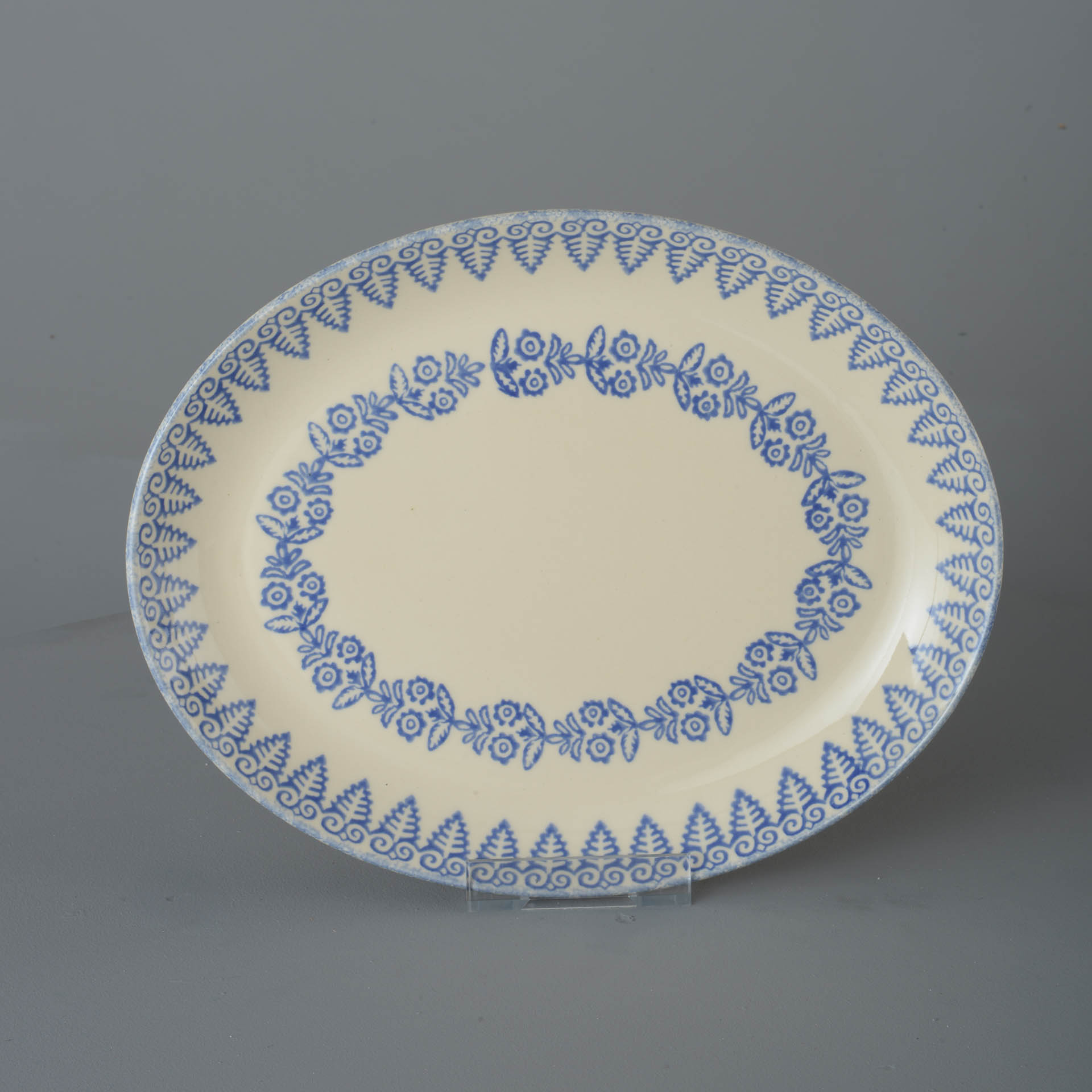 Lacey Blue Oval Plate - Large