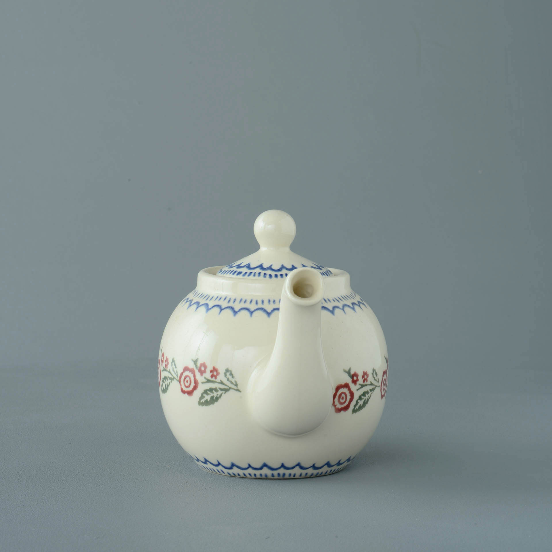 Creeping Briar Teapot - 2 Cup