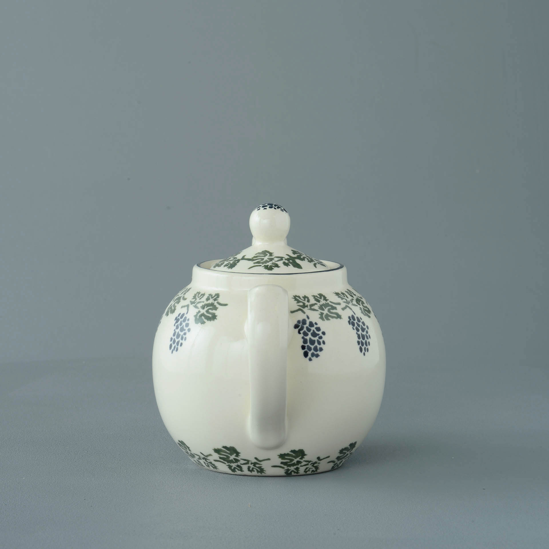 Grapes And Vine Teapot - 2 Cup
