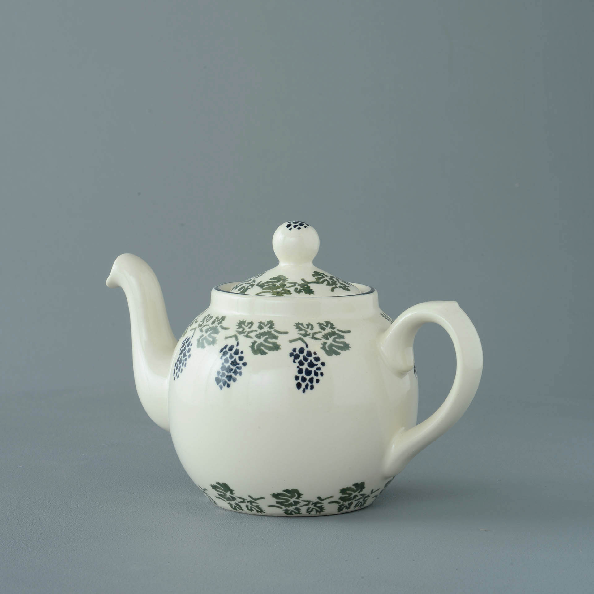 Grapes And Vine Teapot - 2 Cup