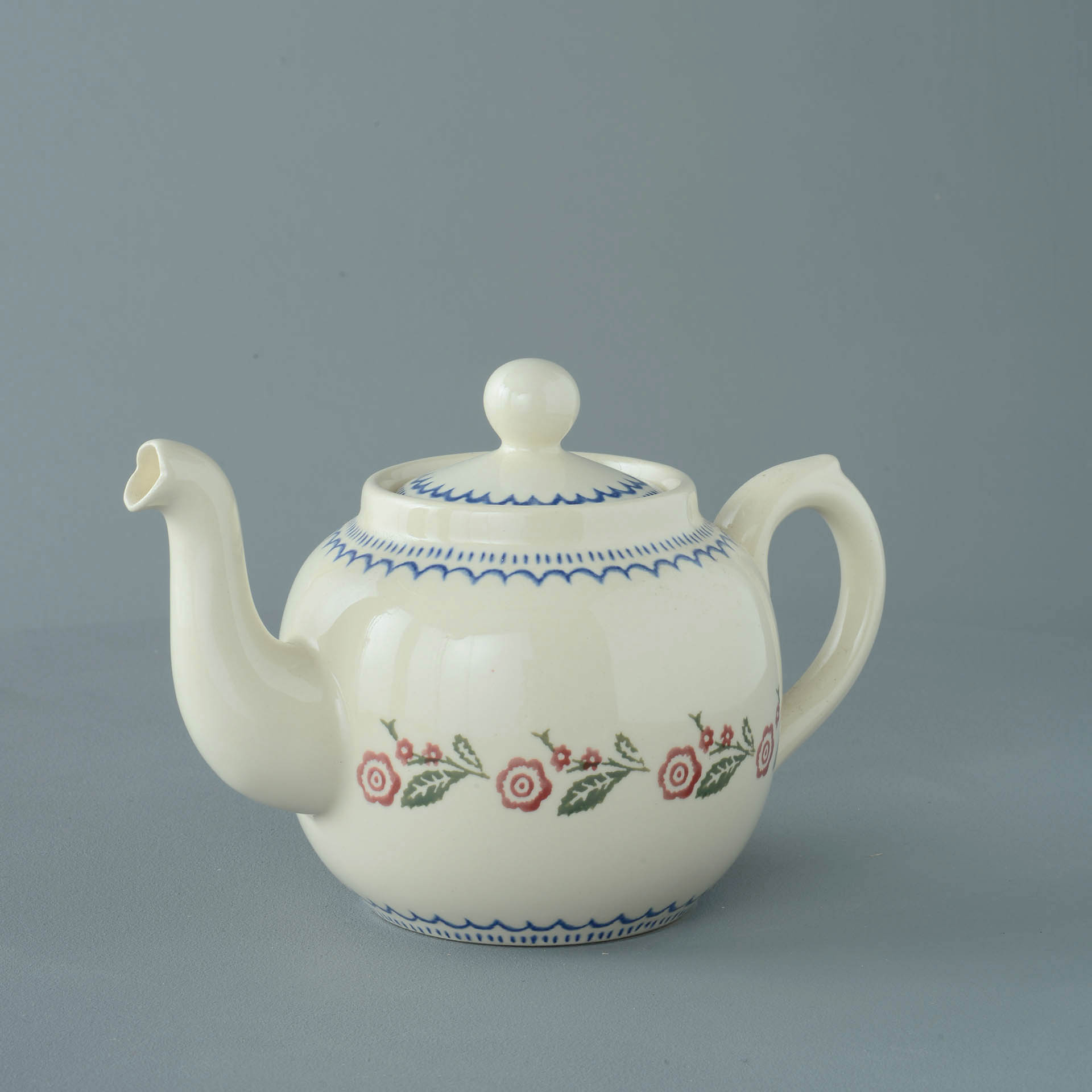 Creeping Briar Teapot - 4 Cup
