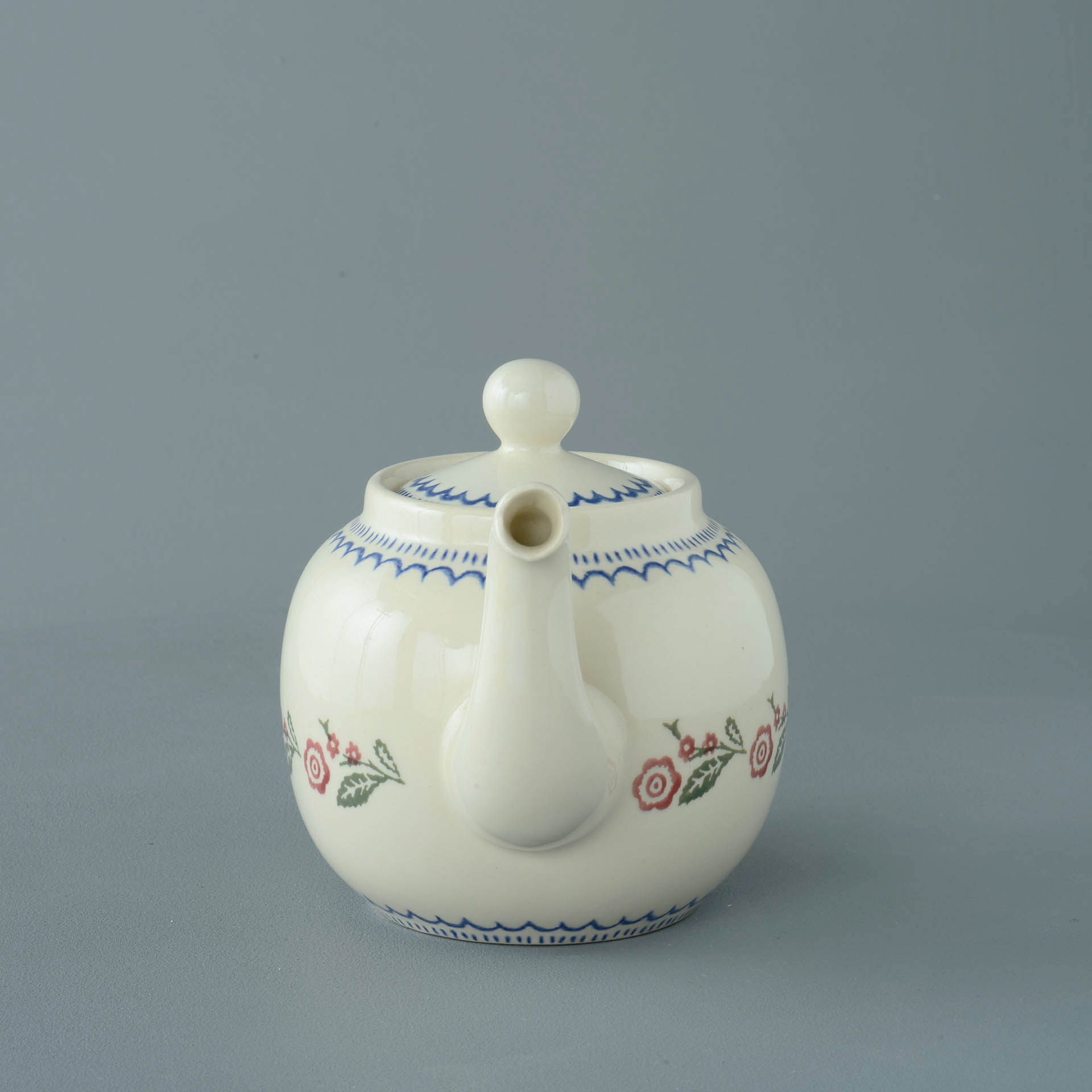 Creeping Briar Teapot - 4 Cup