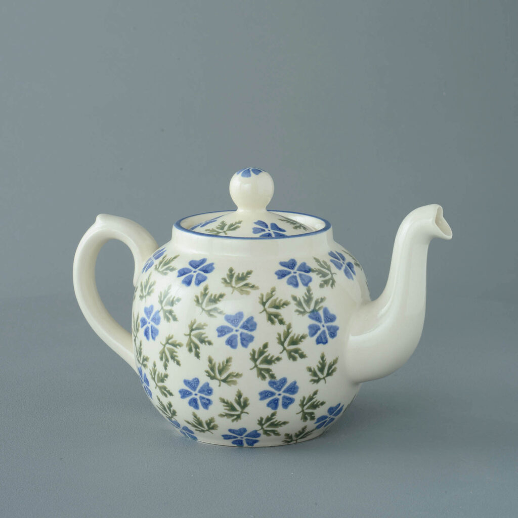 Geranium Teapot - 4 Cup