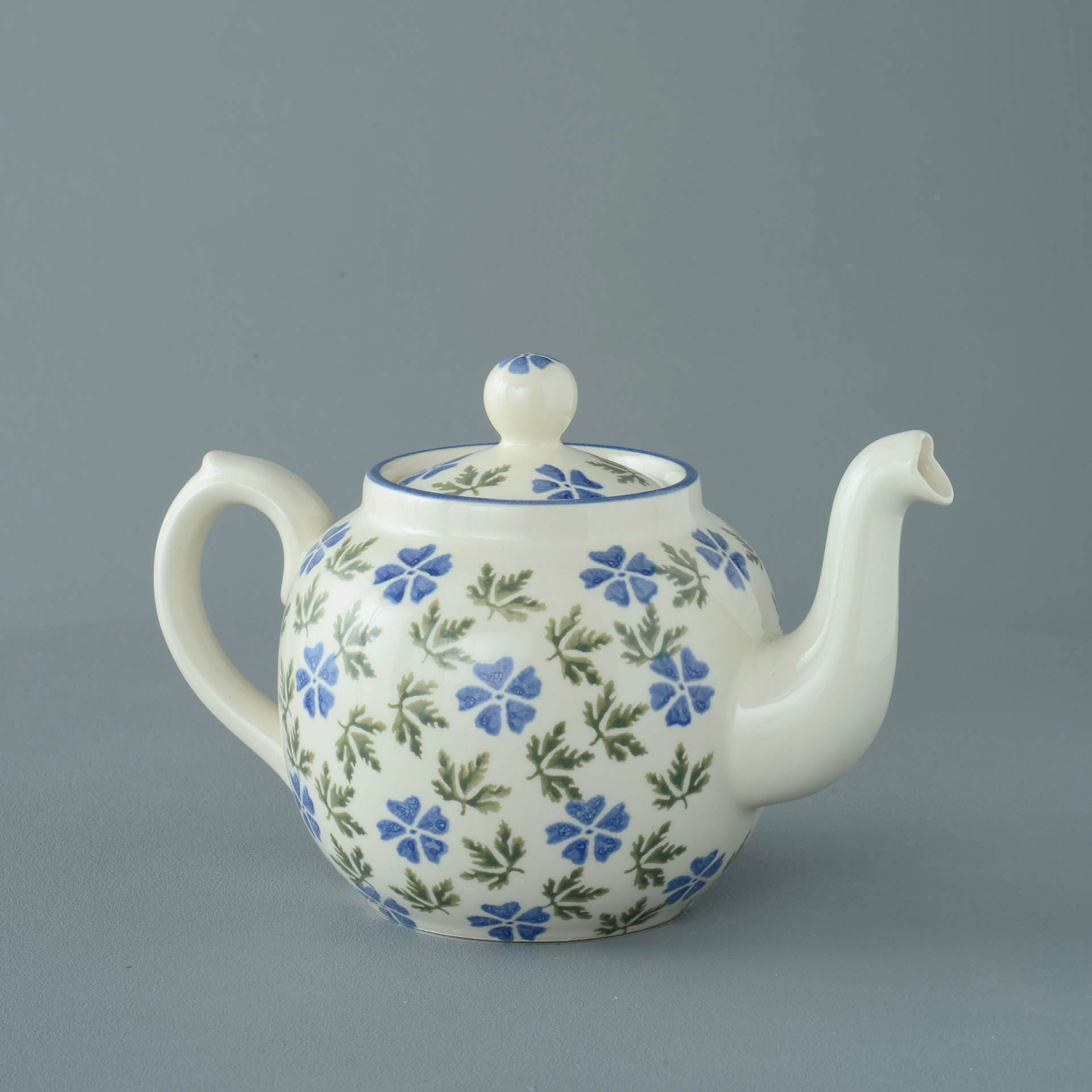 Geranium Teapot - 4 Cup