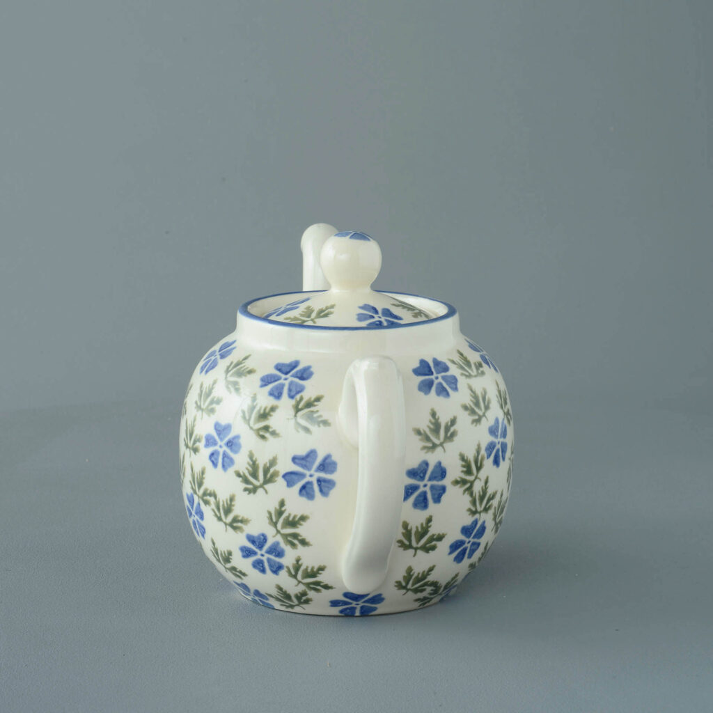 Geranium Teapot - 4 Cup