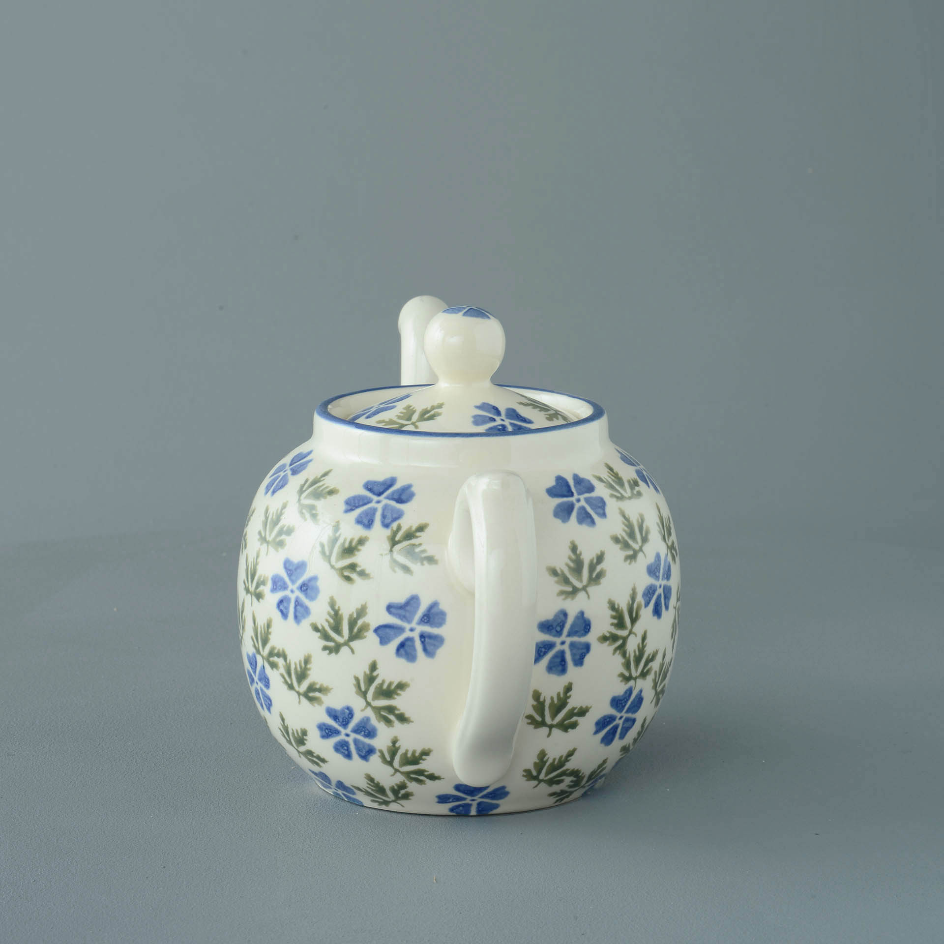 Geranium Teapot - 4 Cup