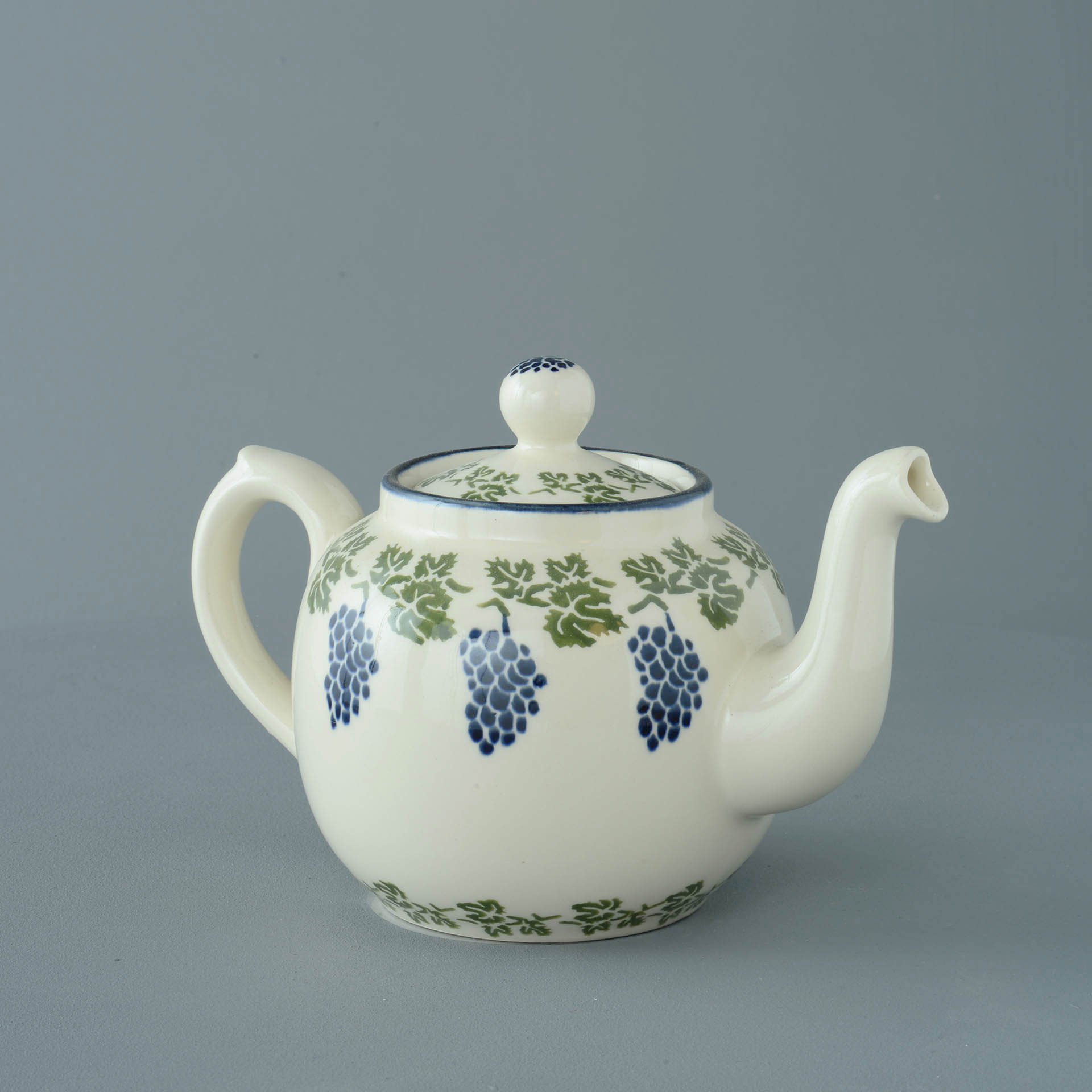 Grapes And Vine Teapot - 4 Cup