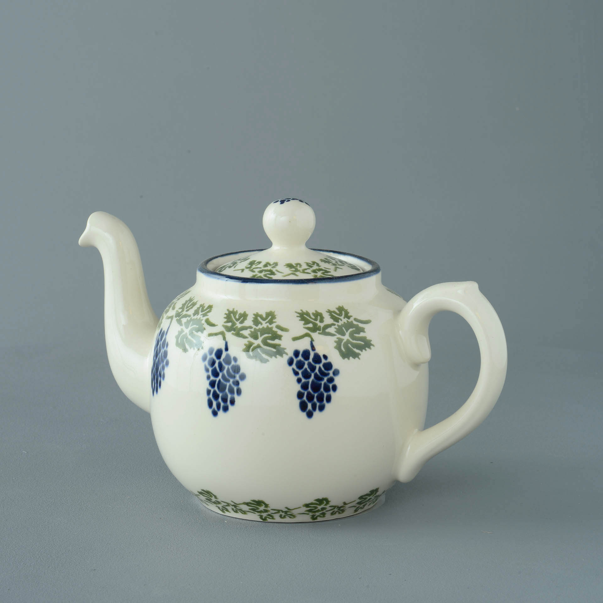 Grapes And Vine Teapot - 4 Cup