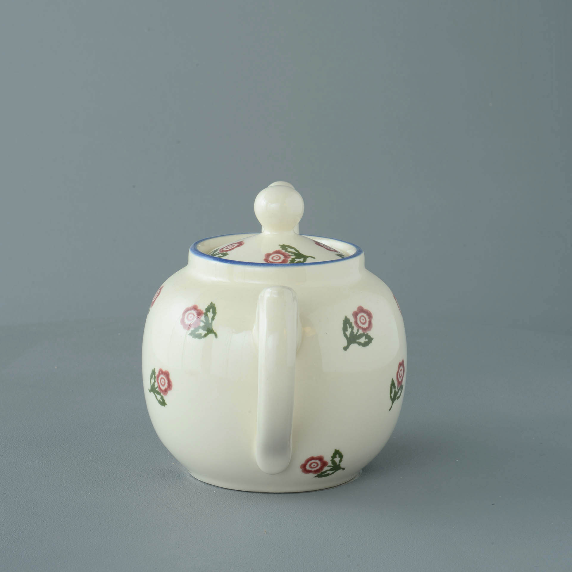 Scattered Rose Teapot - 4 Cup