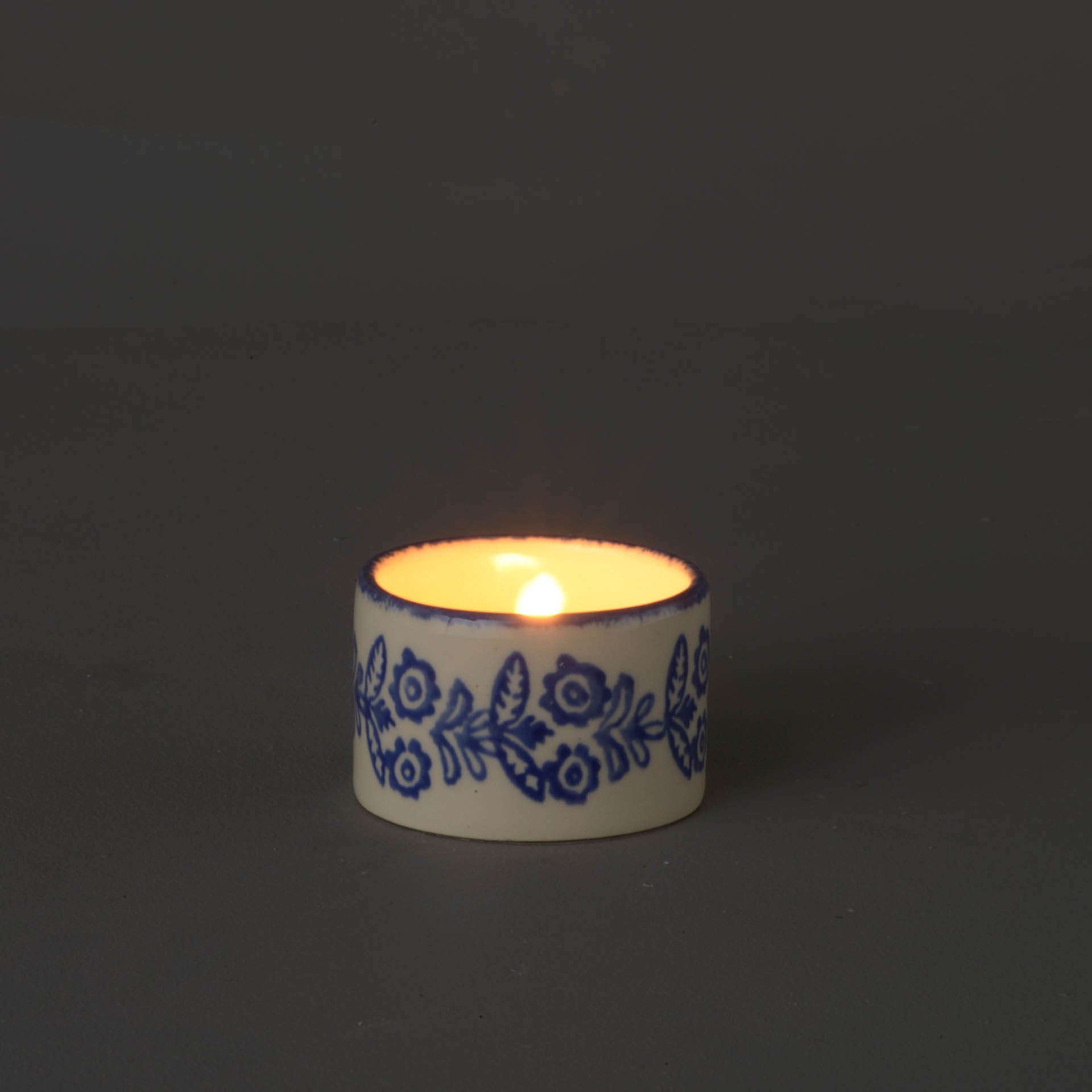 Lacey Blue Nighlight holder