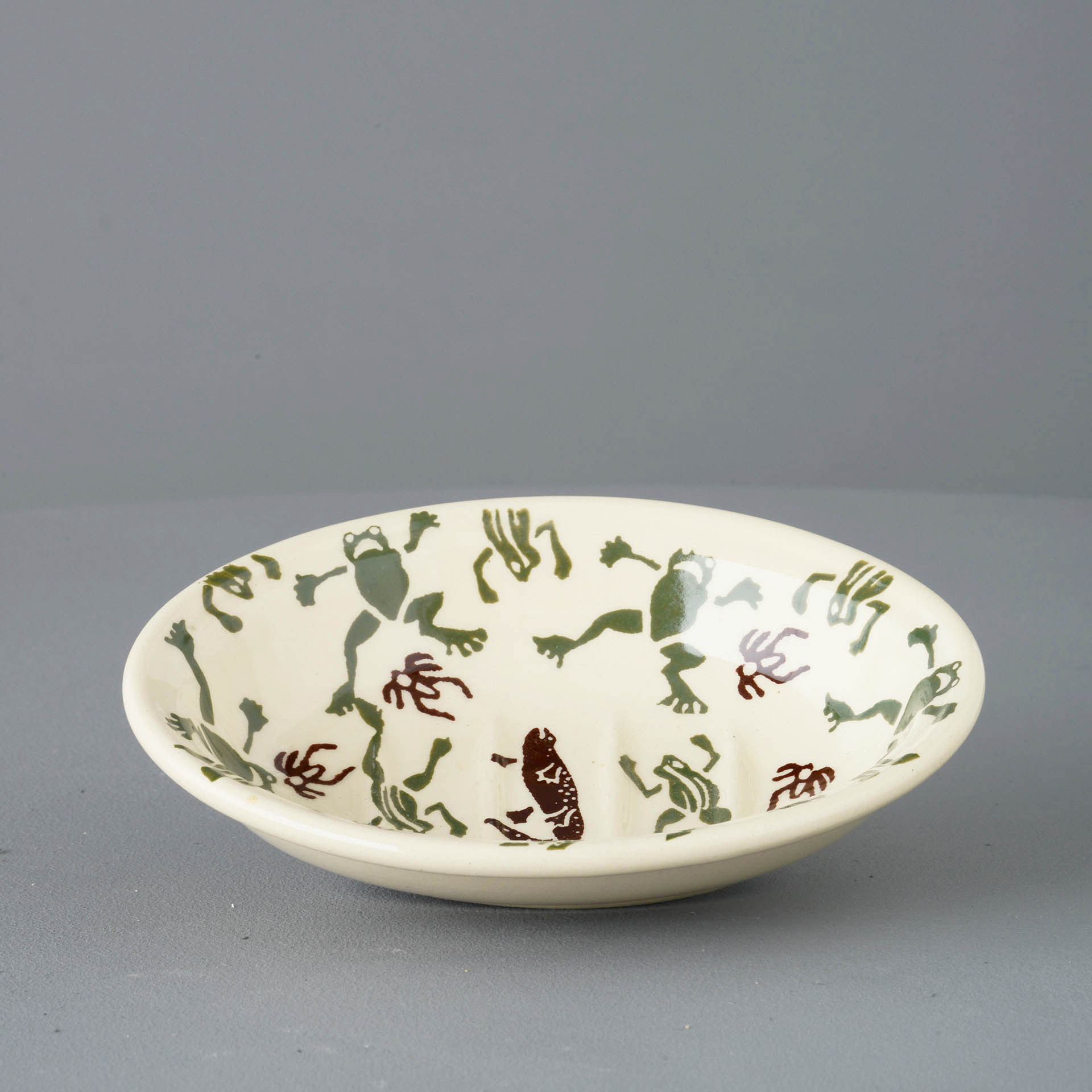 Frog Insect & On Newt Soap dish oval