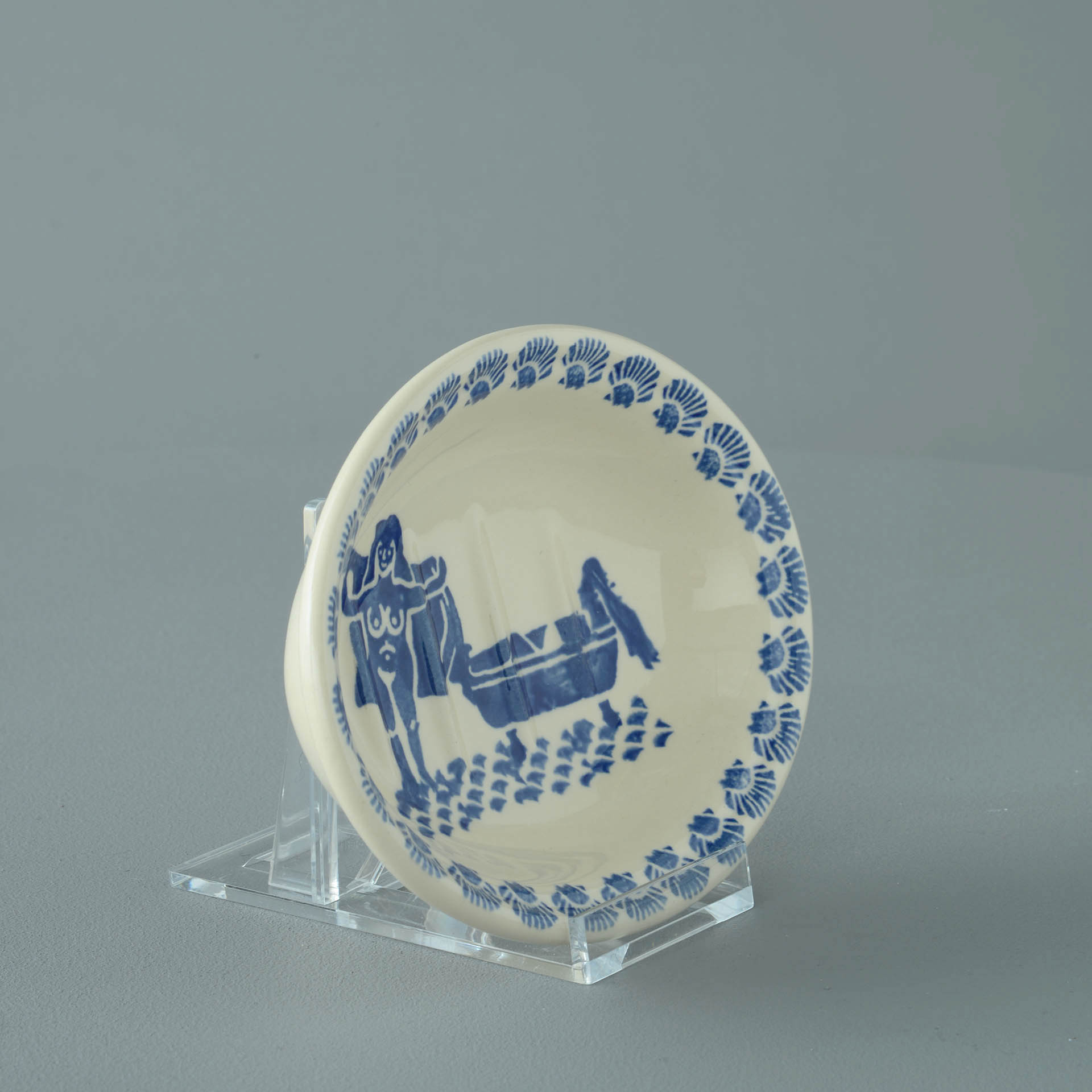 Lady in the bath Soap dish oval