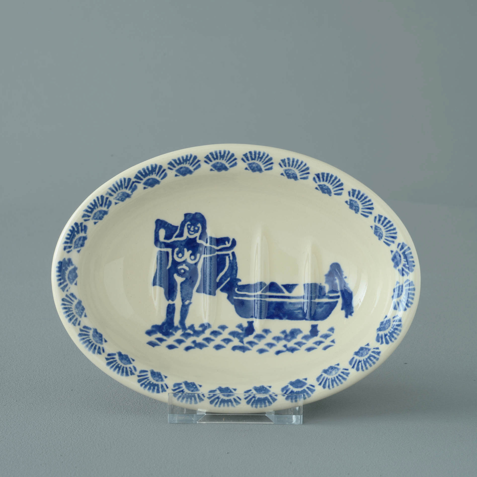 Lady in the bath Soap dish oval