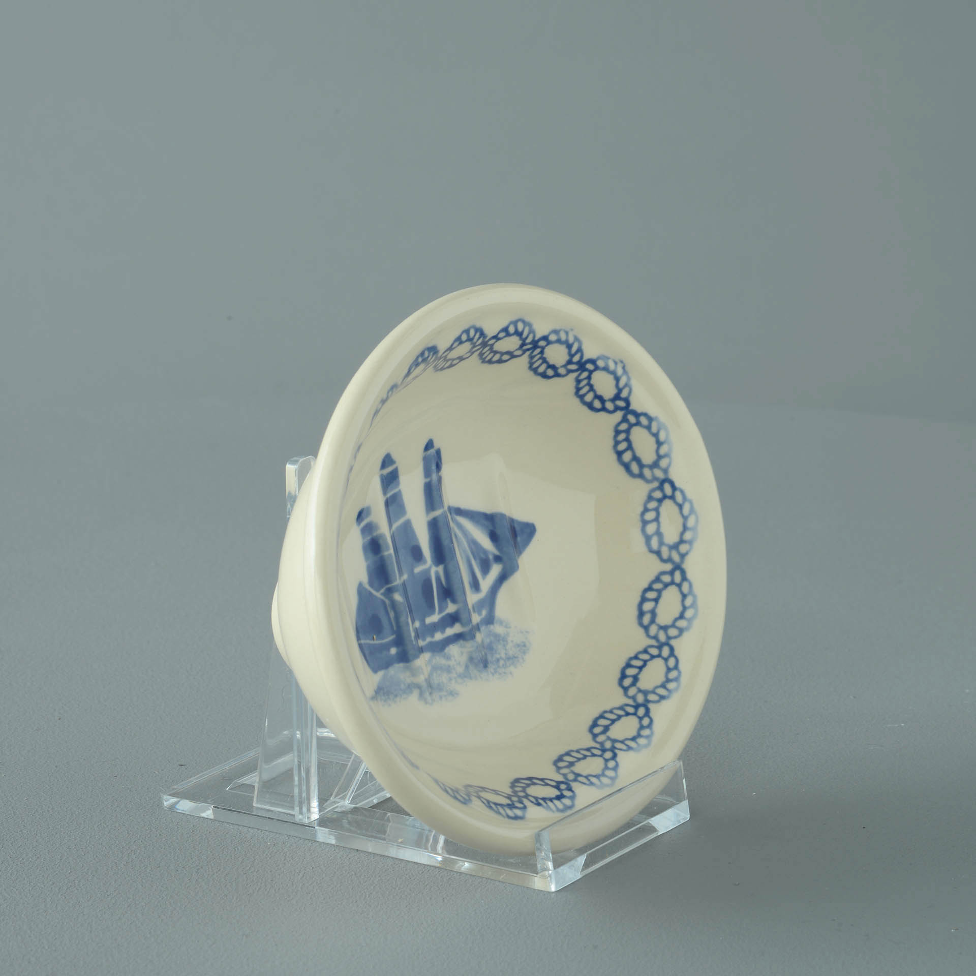 Ship - Square Rig Soap dish oval